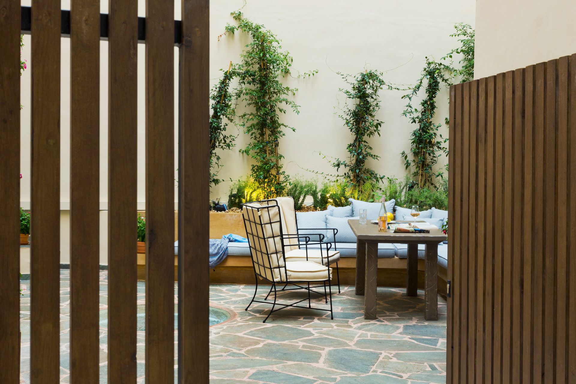 Courtyard Suite