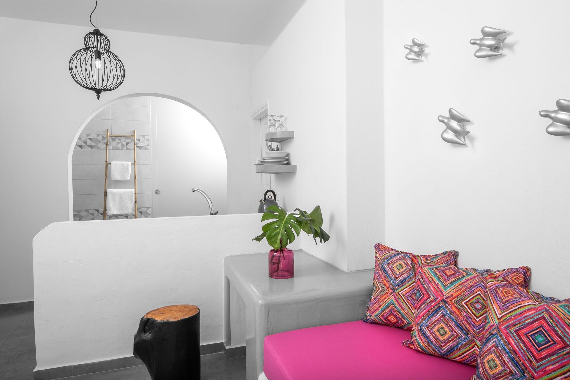 Abelonas Suite with Caldera View