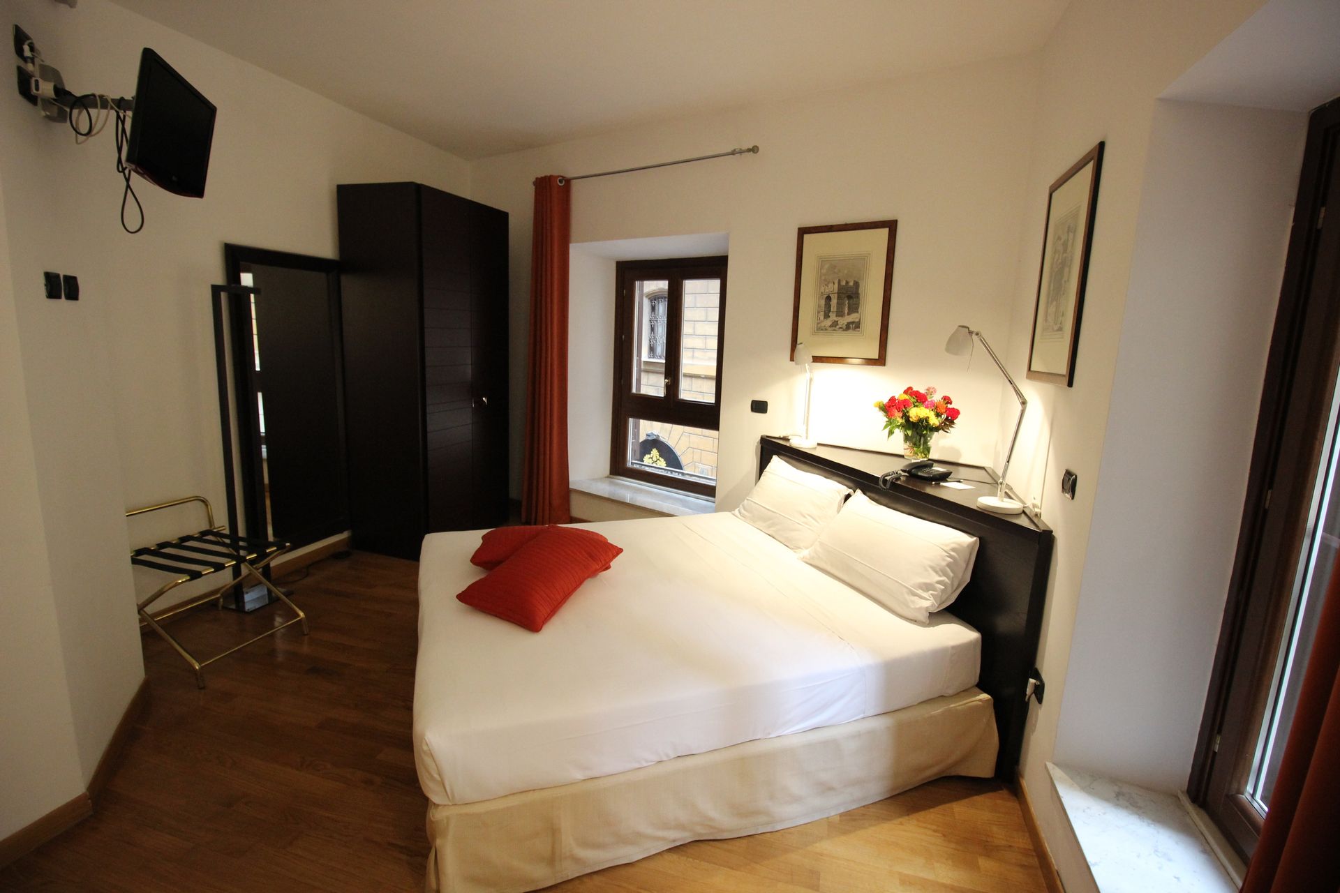 Superior Double/Twin Room In The Annexe Abruzzi Hotel Roma Book Online