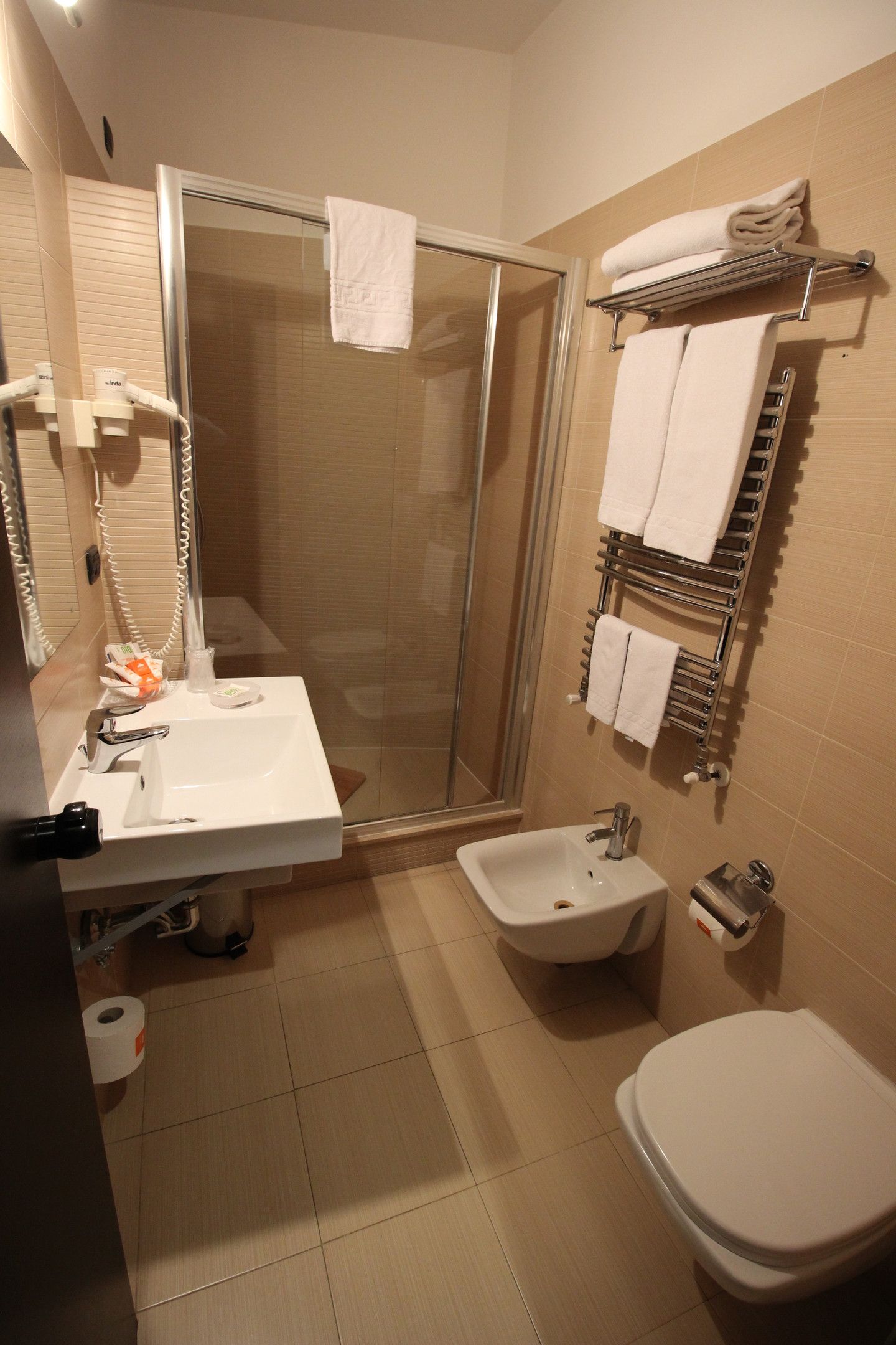 Superior Double/Twin Room In The Annexe Abruzzi Hotel Roma Book Online