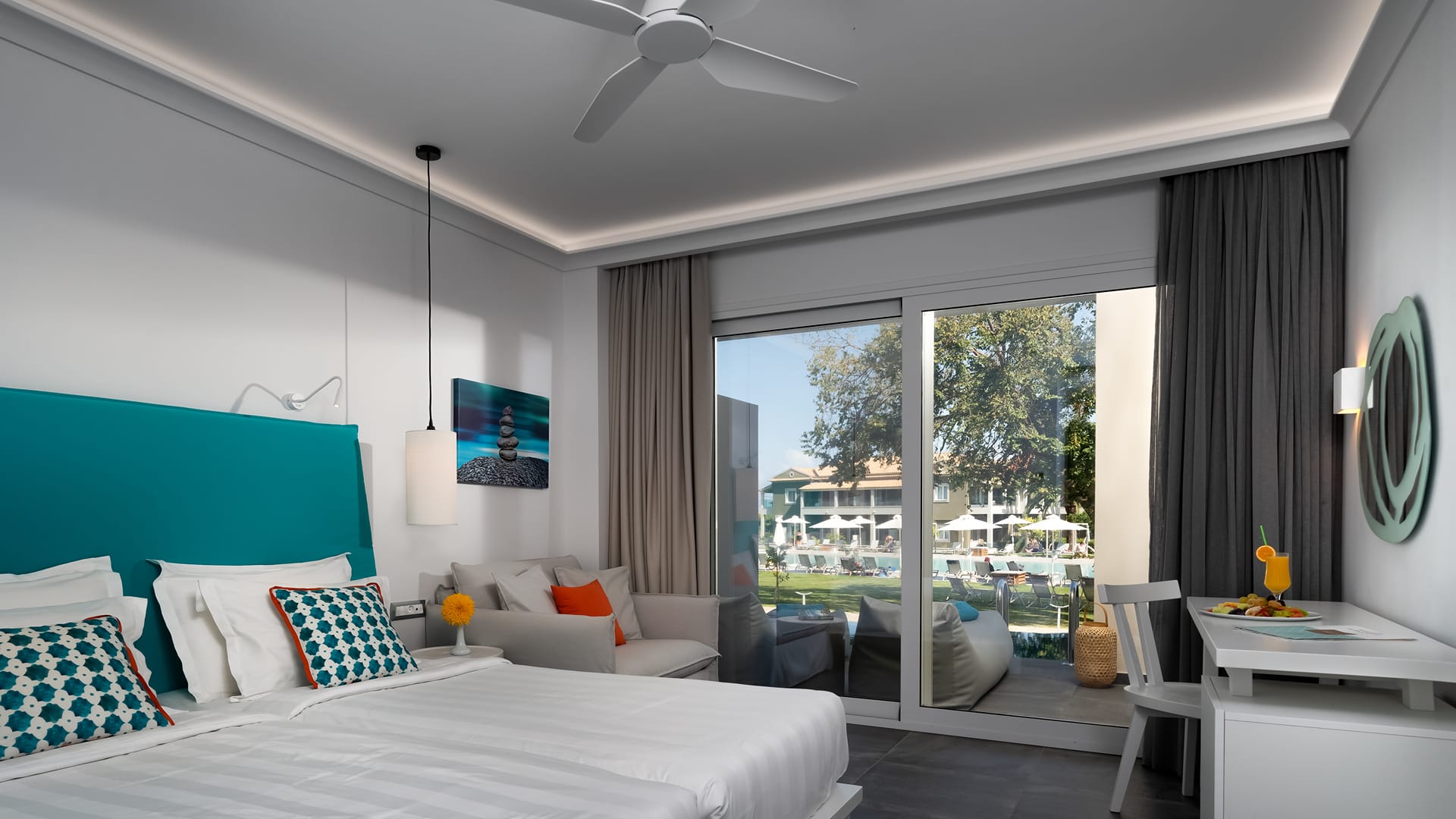 Double Room with Sharing Pool