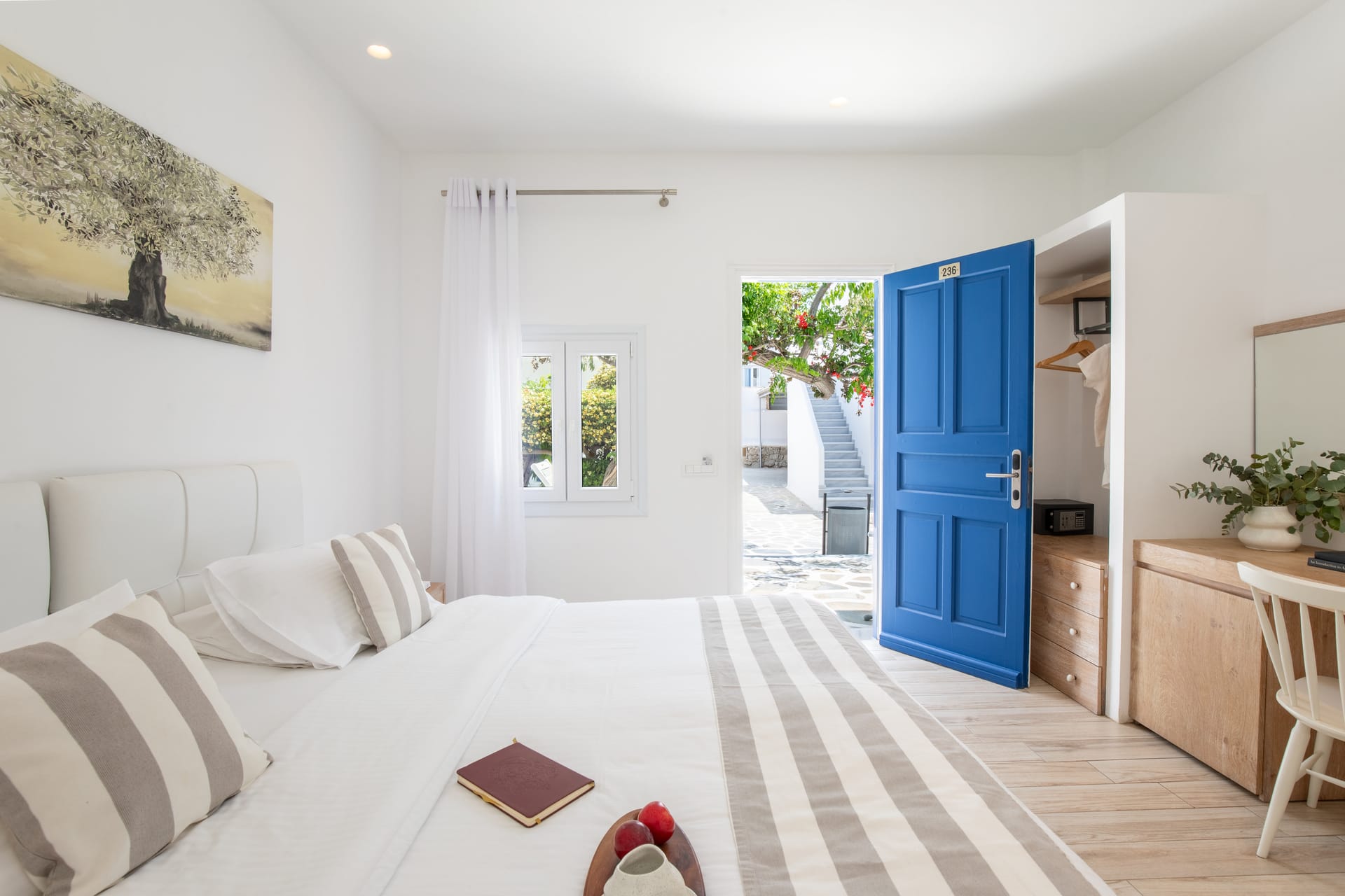 Deluxe Double Room Garden View