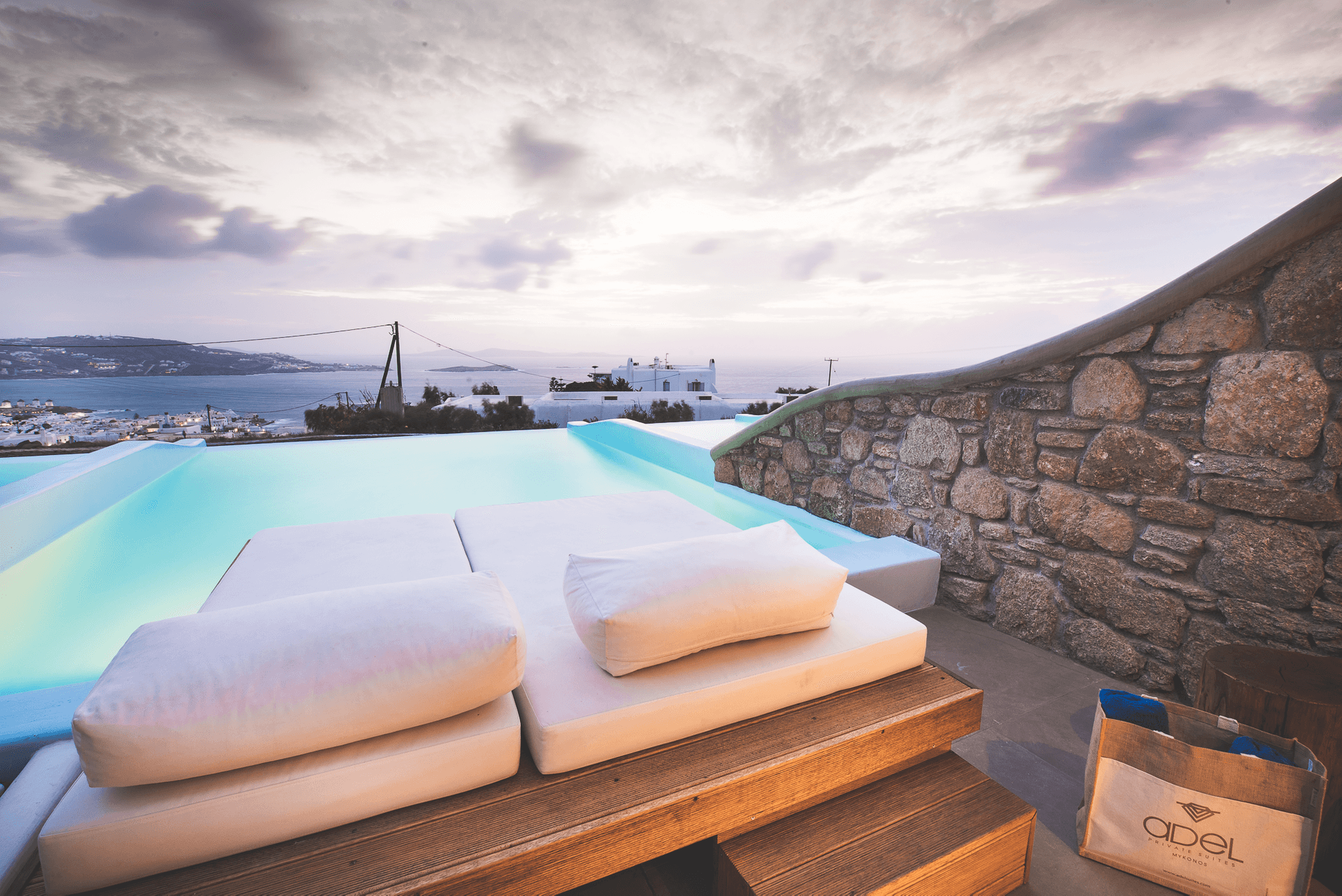 Honeymoon Suite With Outdoor Private Pool Jacuzzi Heated Check Rates Book