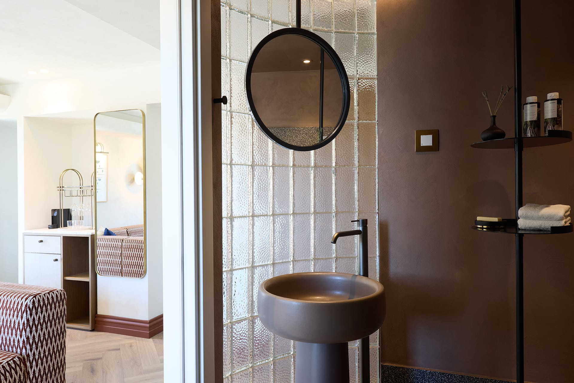 Gaia Suite with Acropolis View