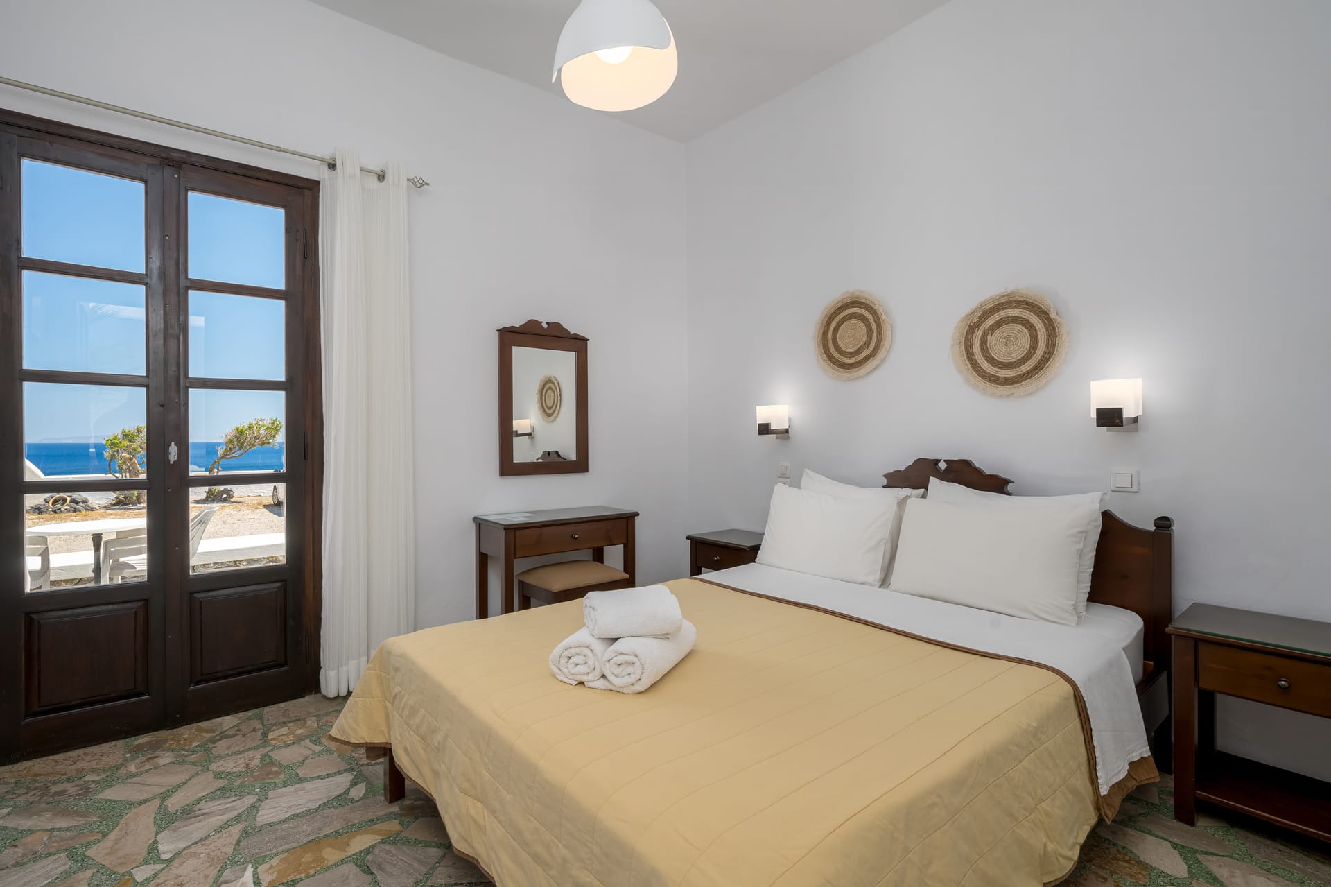 Traditional double or single room