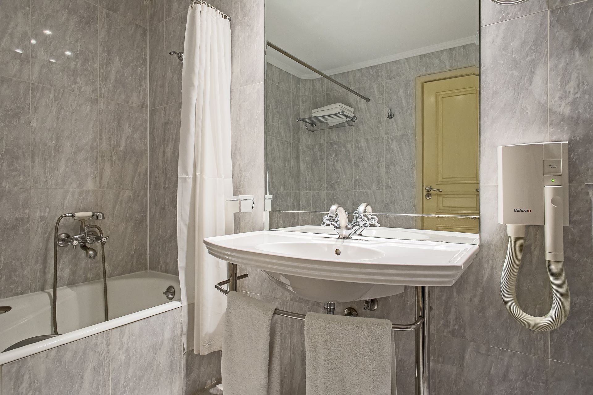 Executive Double 2 Adults and 1 Child