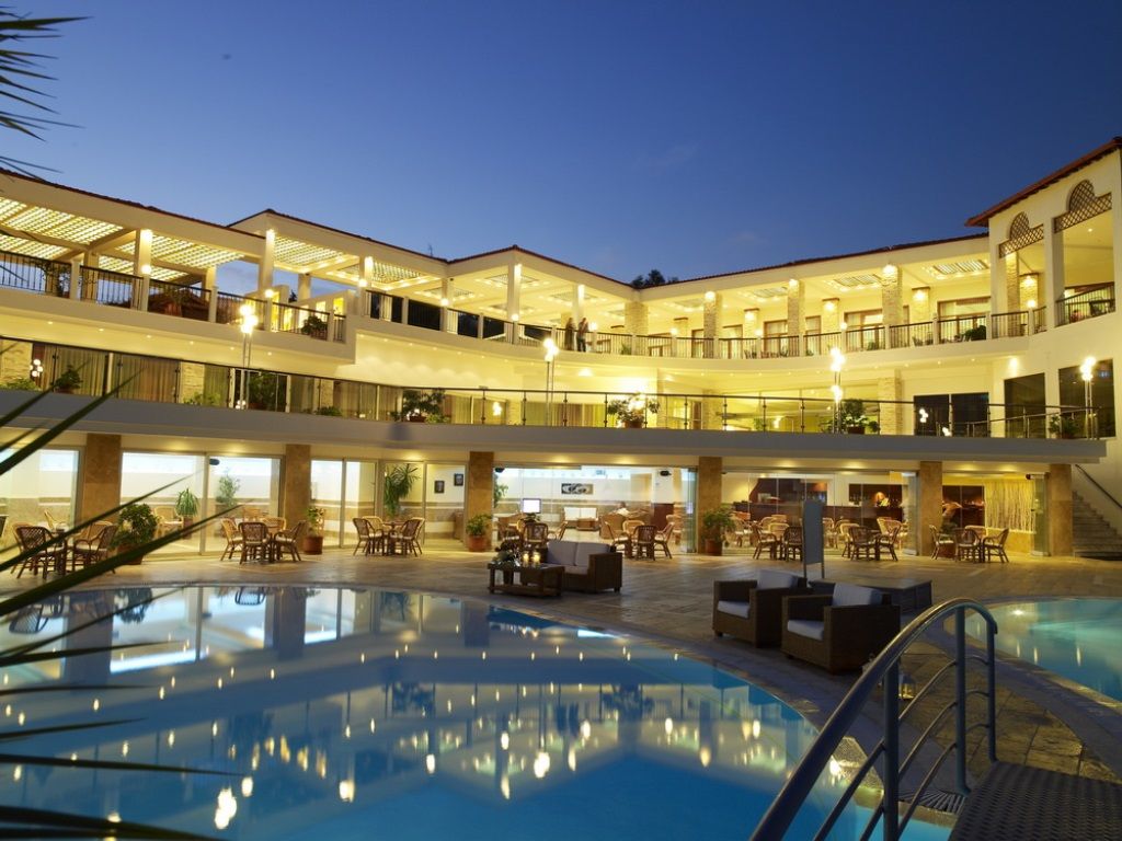 Alexandros Palace Hotel Amp; Suites Halkidiki