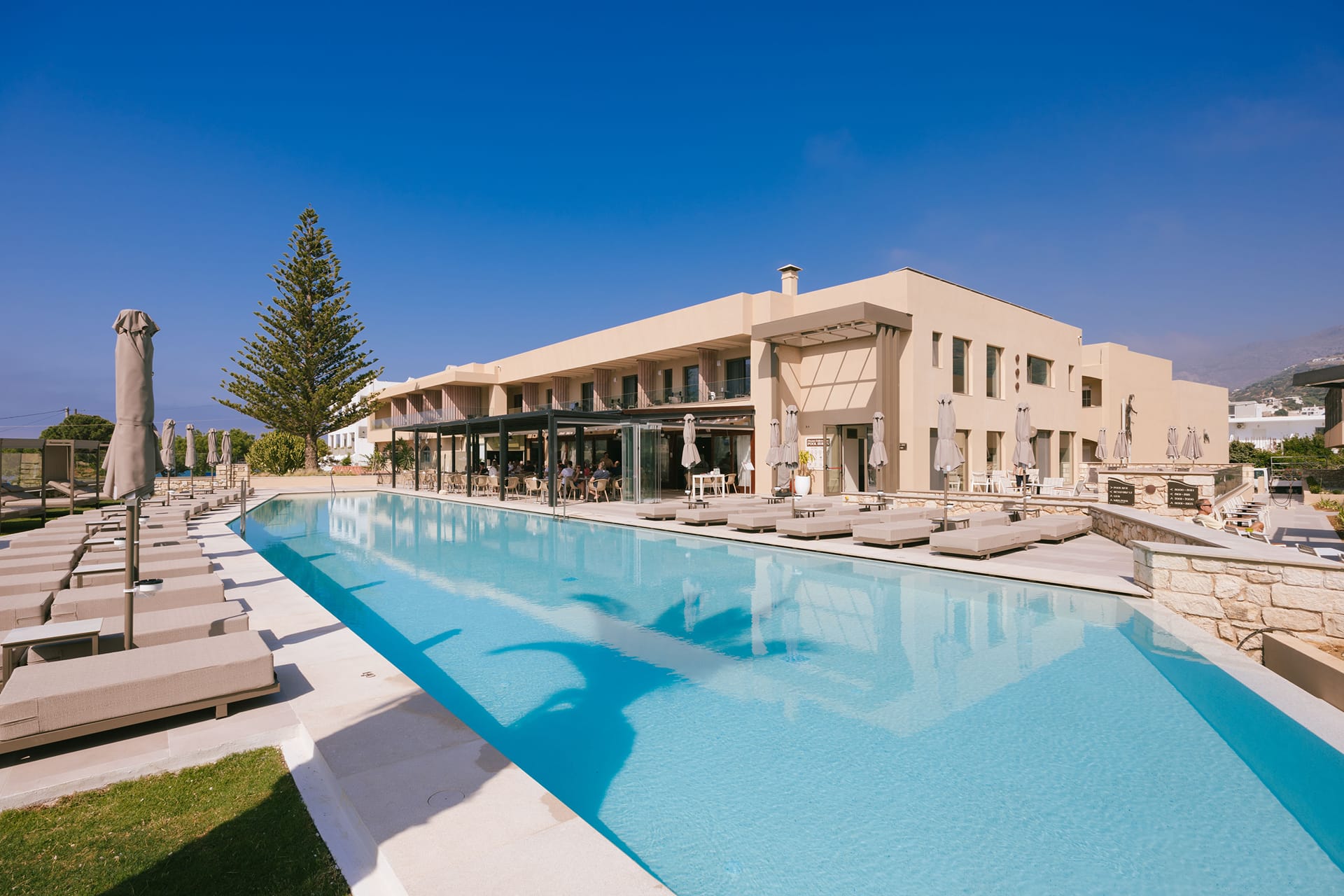 Alianthos Estate Resort, ,