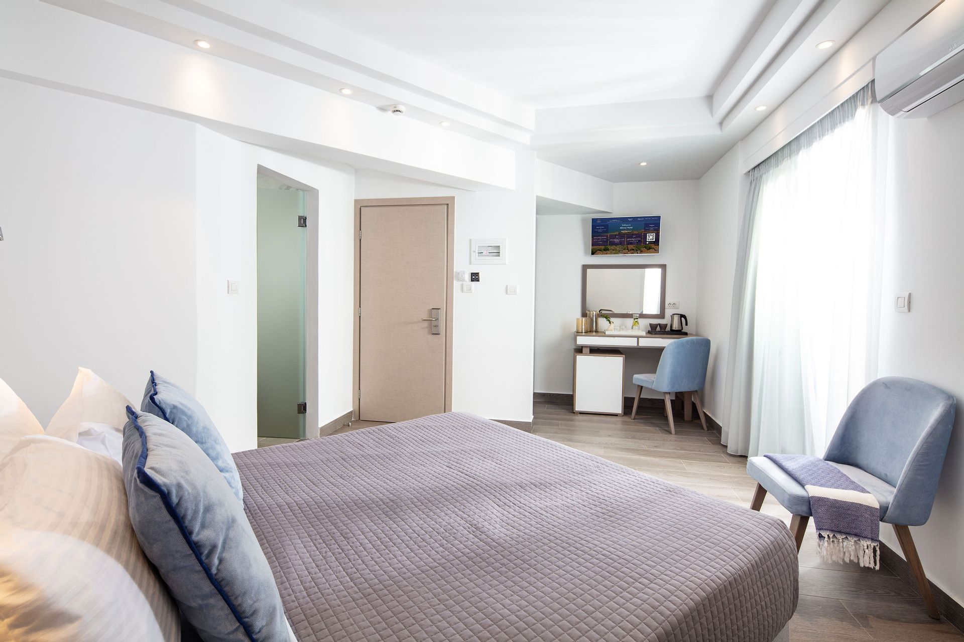 Standard Double Room Partial Sea View