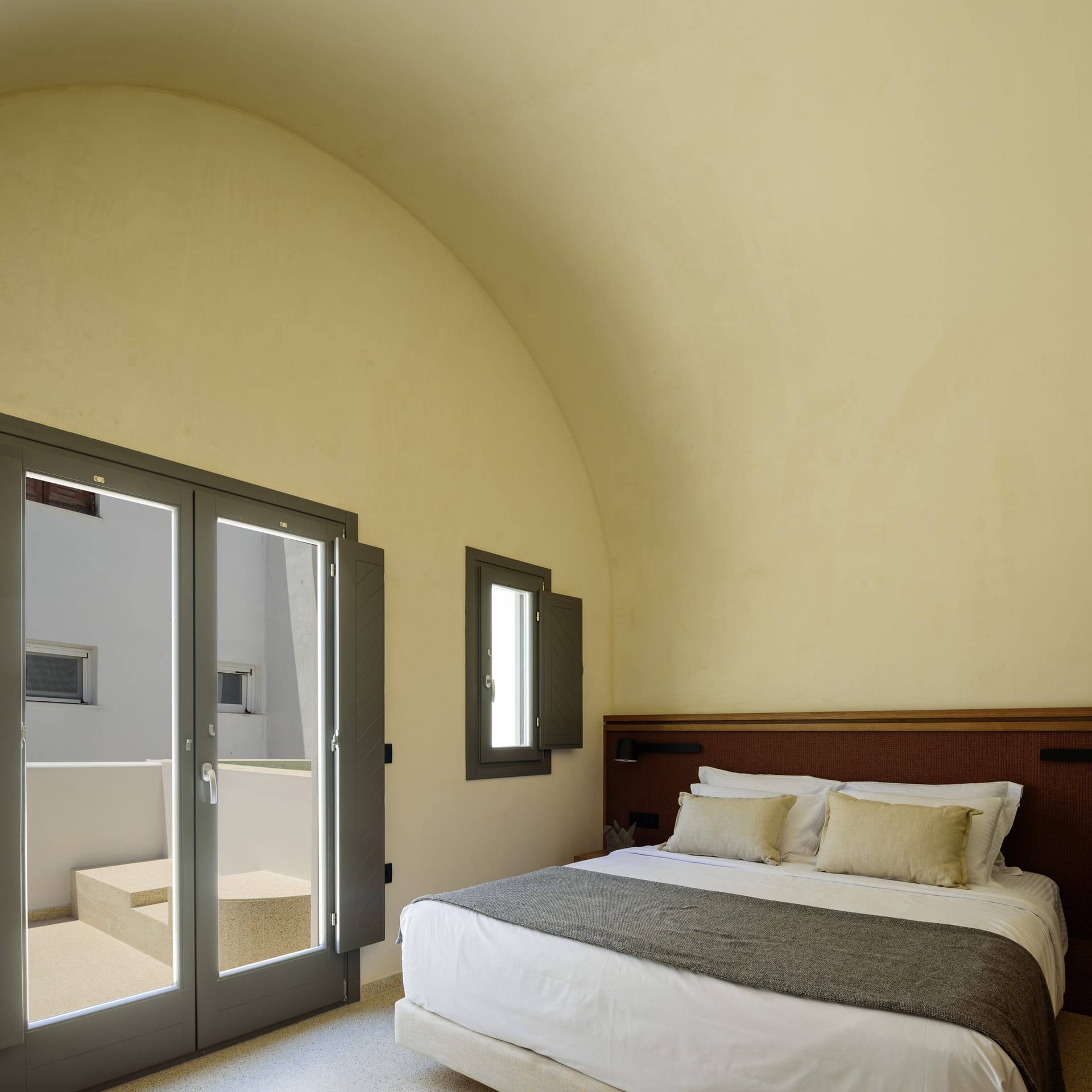 Tholos Residence with Hot Tub