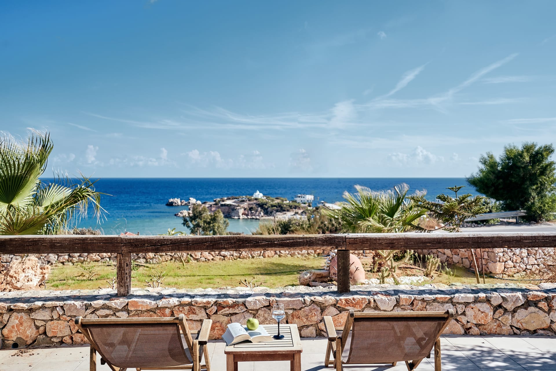 Deluxe Bungalow with Sea View 55m²