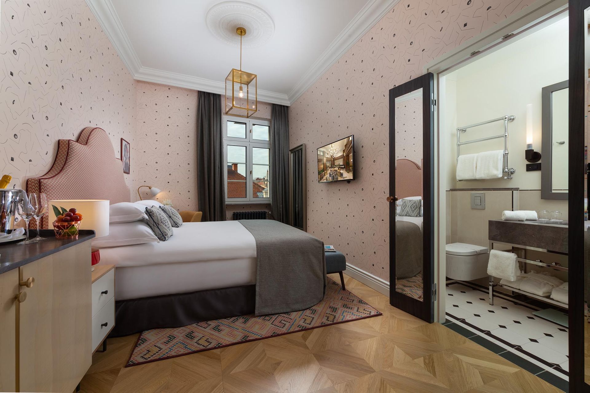 große Eck-Studio Suite 58 m² City-Blick-2