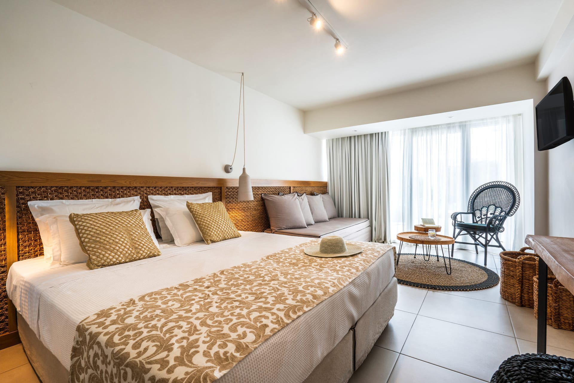 Superior Bungalow with Sharing Pool & Garden View