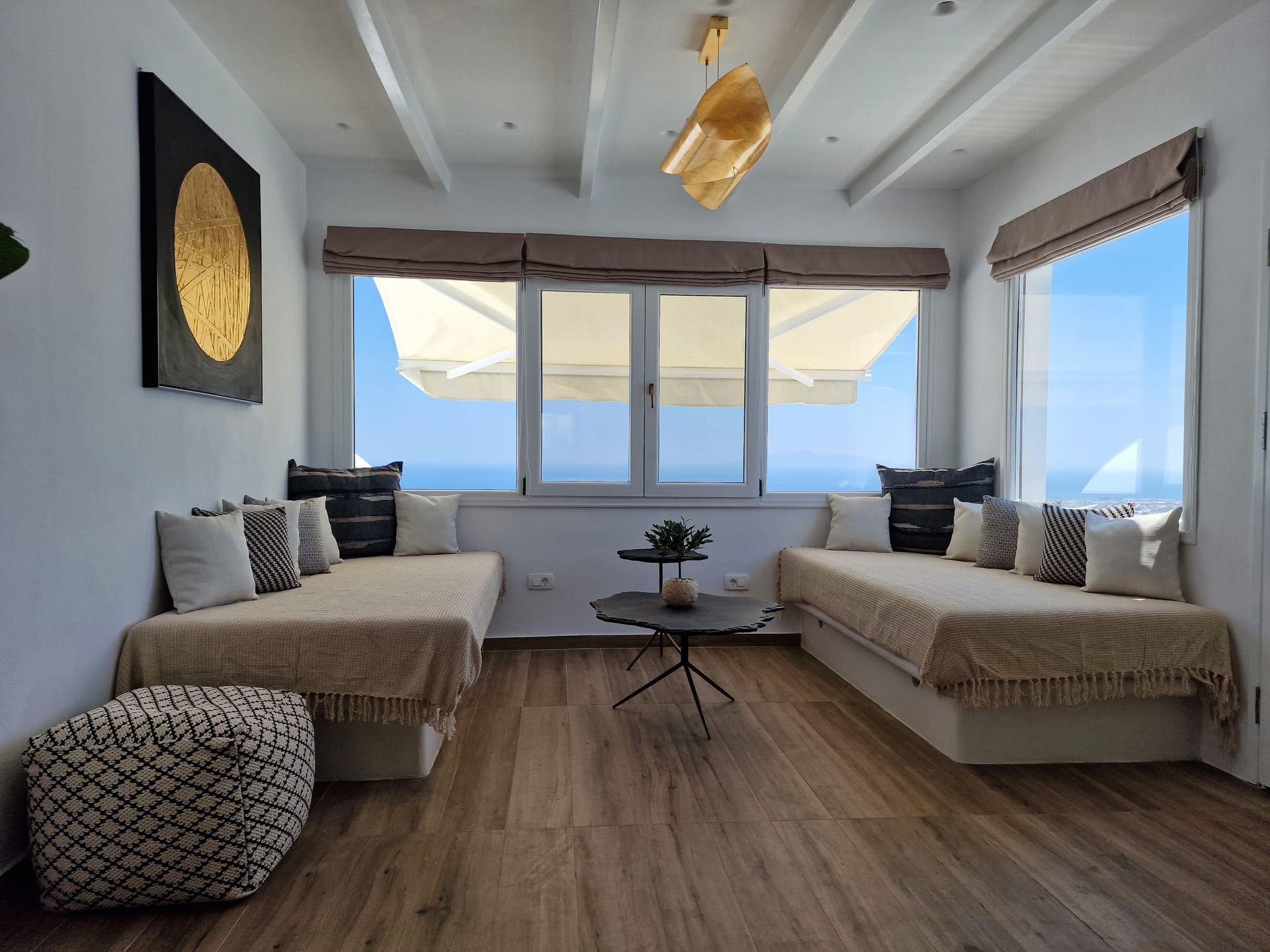 Signature Suite with Outdoor Hot Tub and Sea View