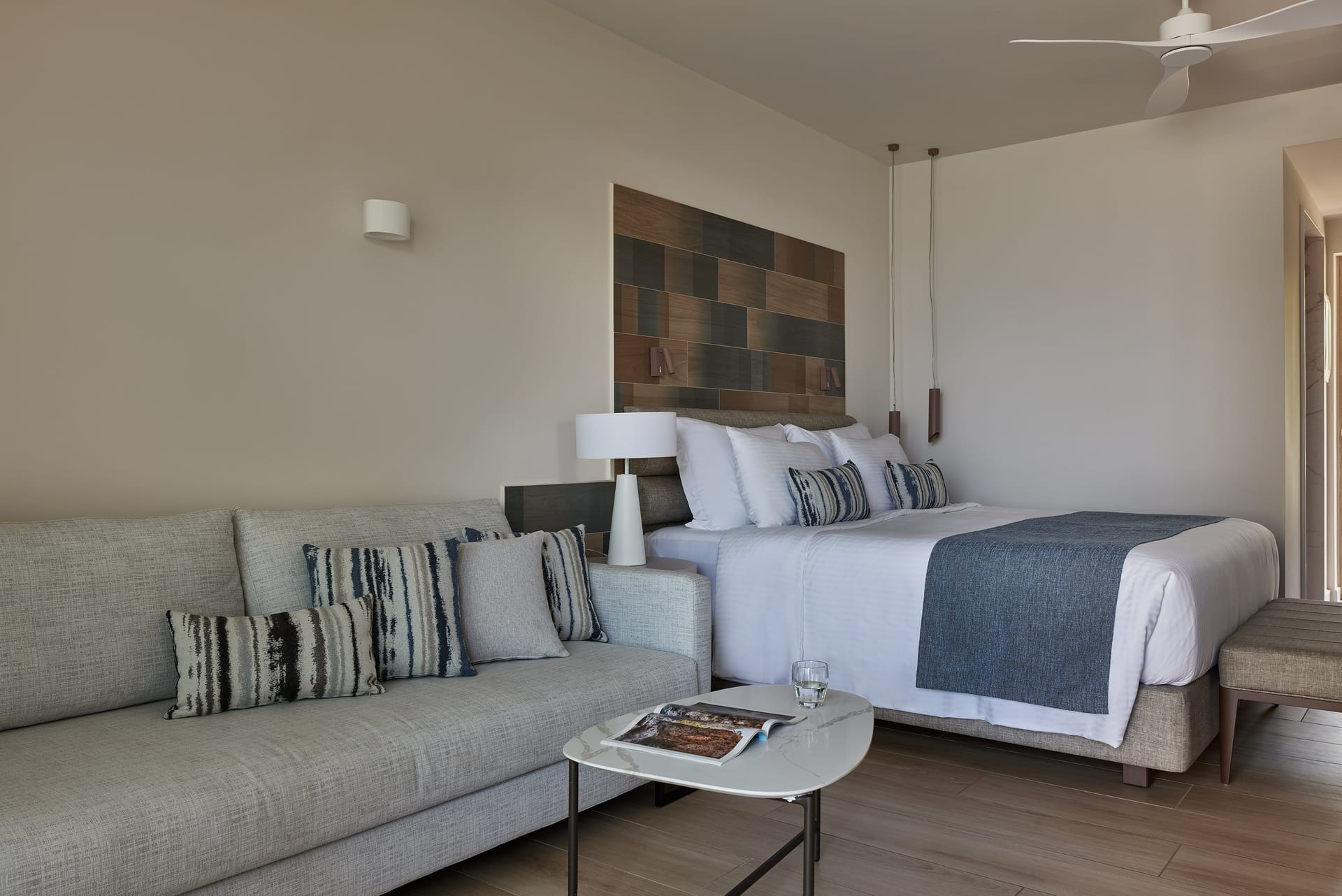 Junior Suite Side Sea View