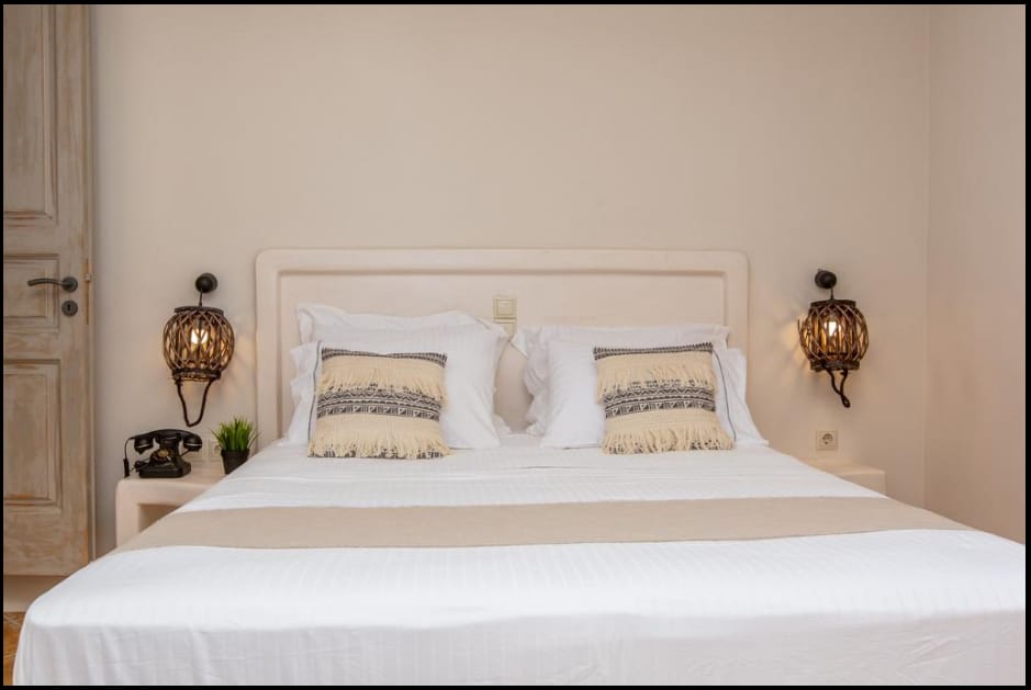 Deluxe Apartment for 5 people with Pool View