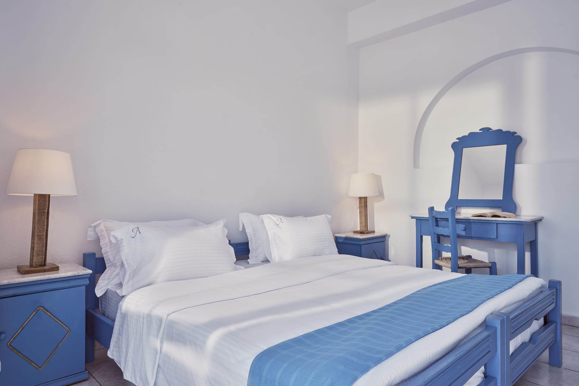 Erato Comfort Room with Caldera View