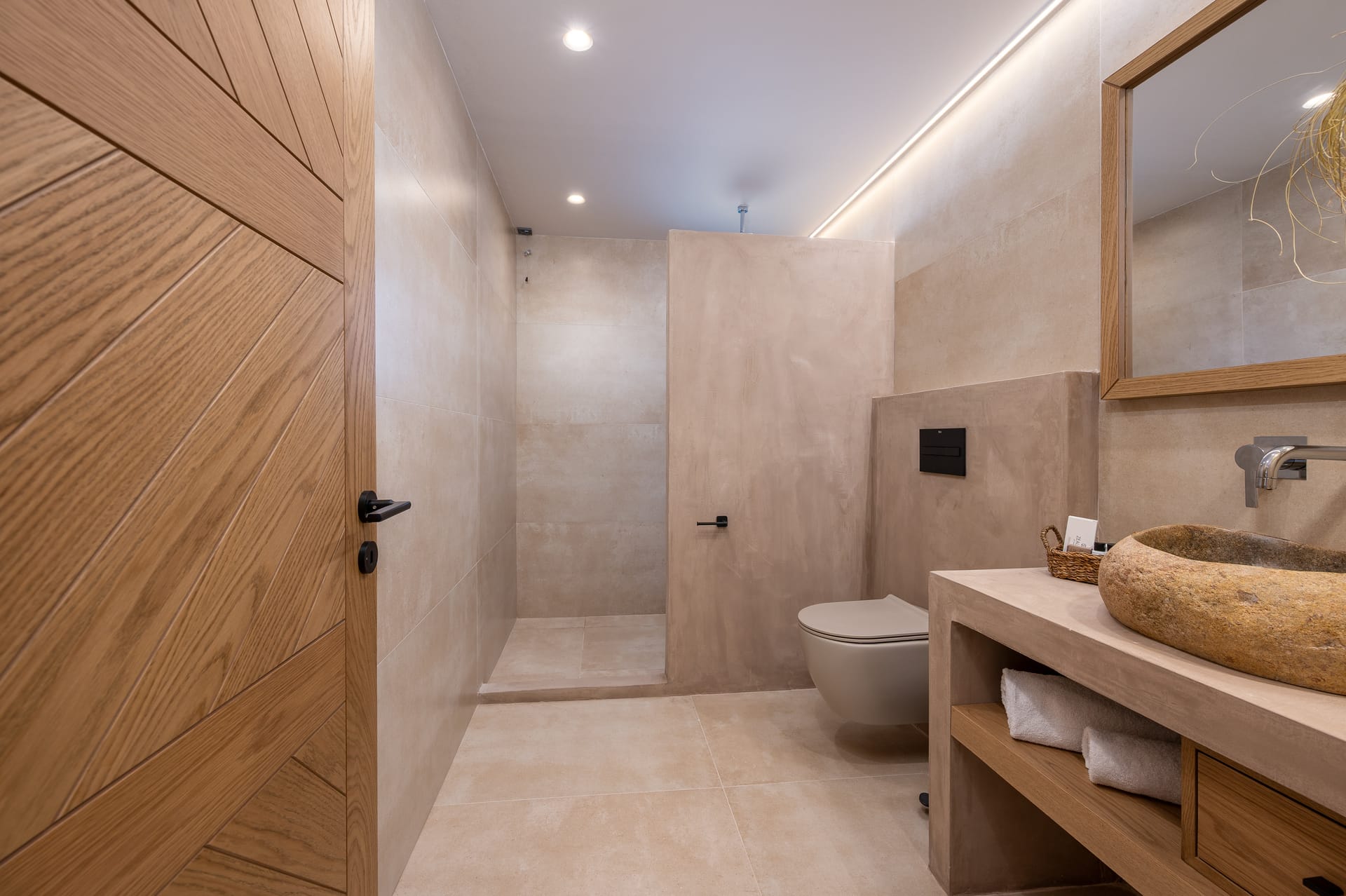 Deluxe Double Room Side sea view and shared terrace