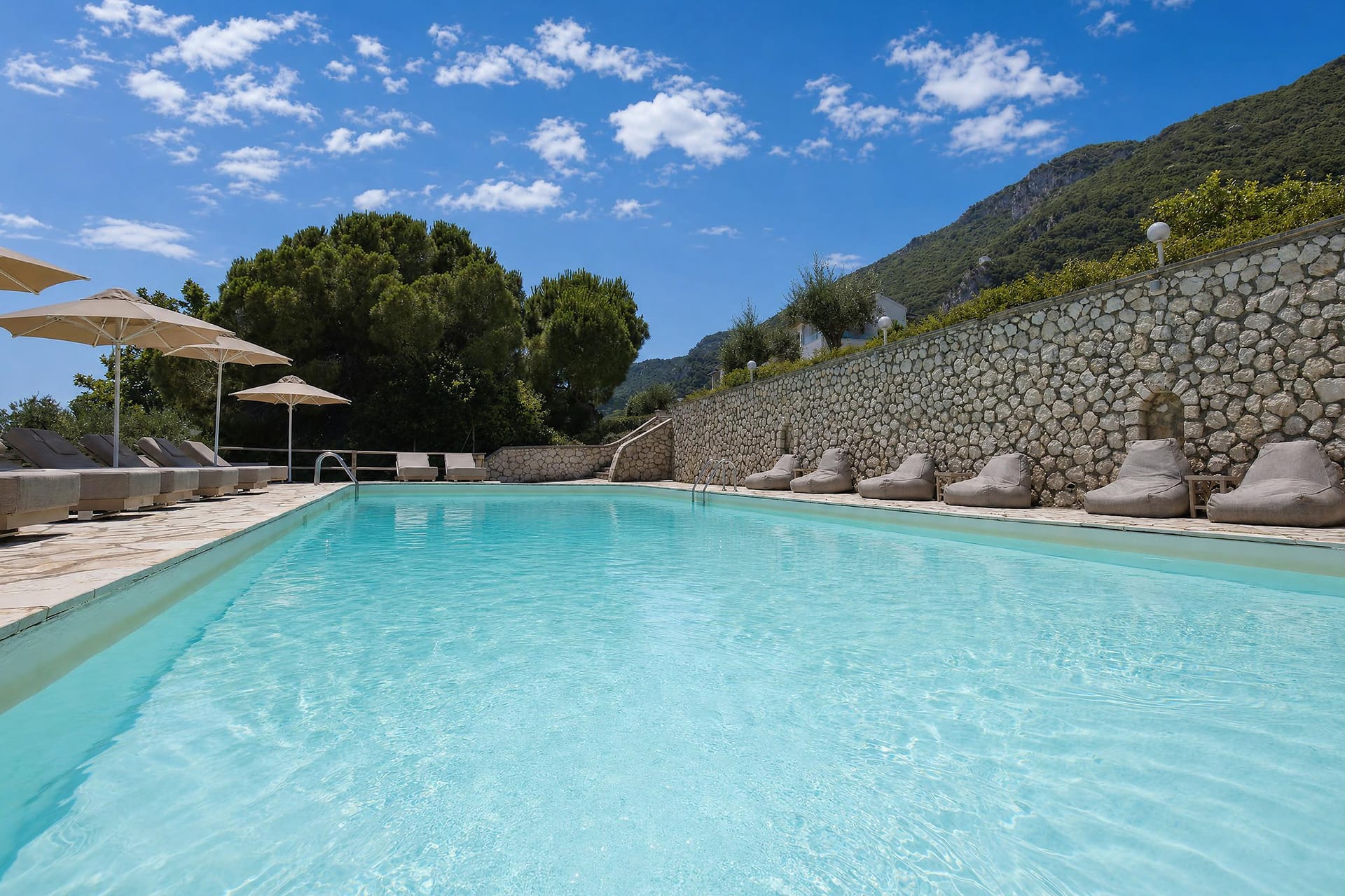 Anasa Corfu, ,