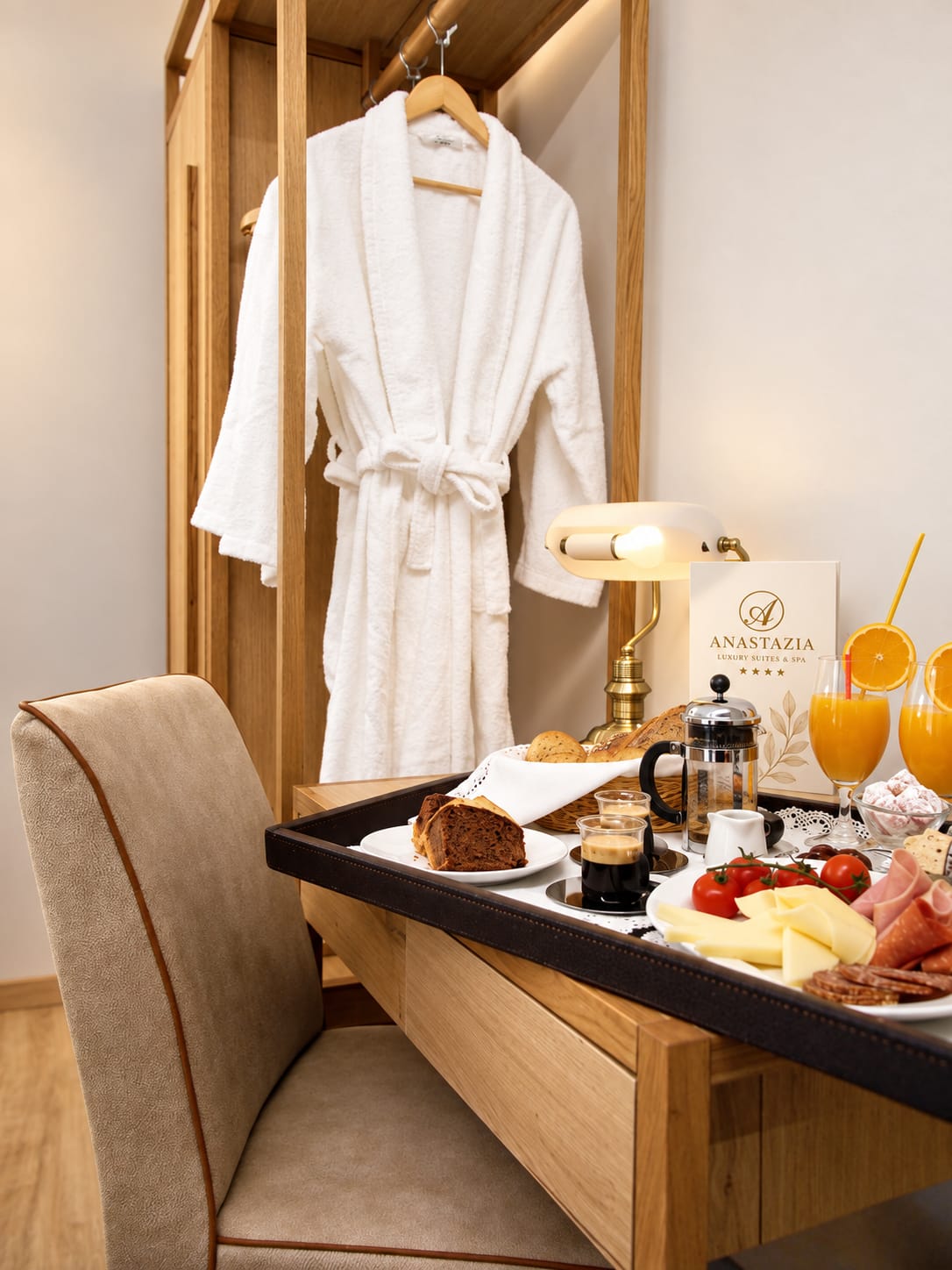 Anastazia Luxury Suites & Spa, ,