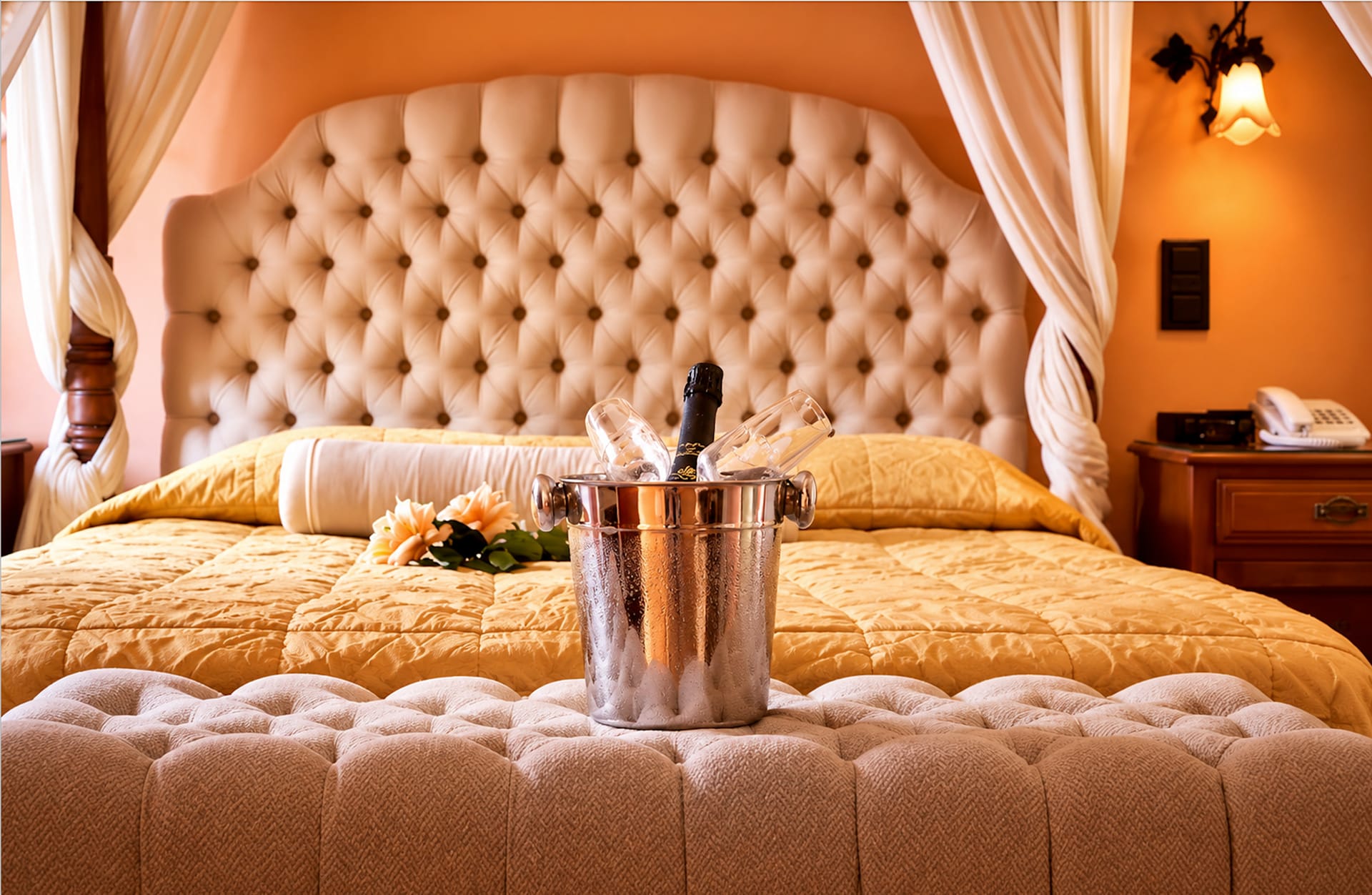 Anastazia Luxury Suites & Spa, ,