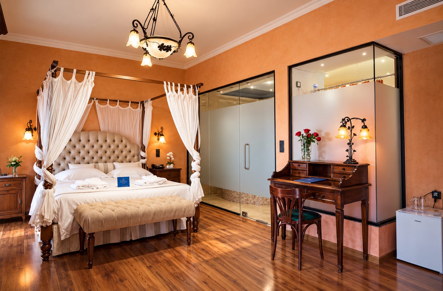 Anastazia Luxury Suites & Spa, ,