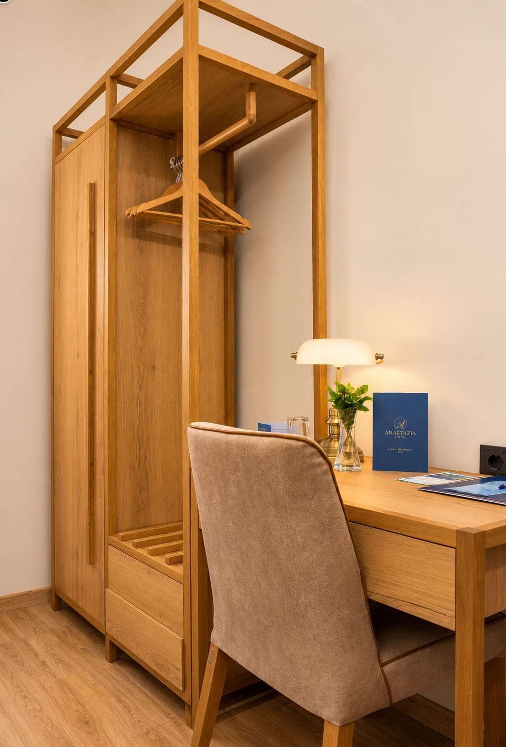 Anastazia Luxury Suites & Spa, ,