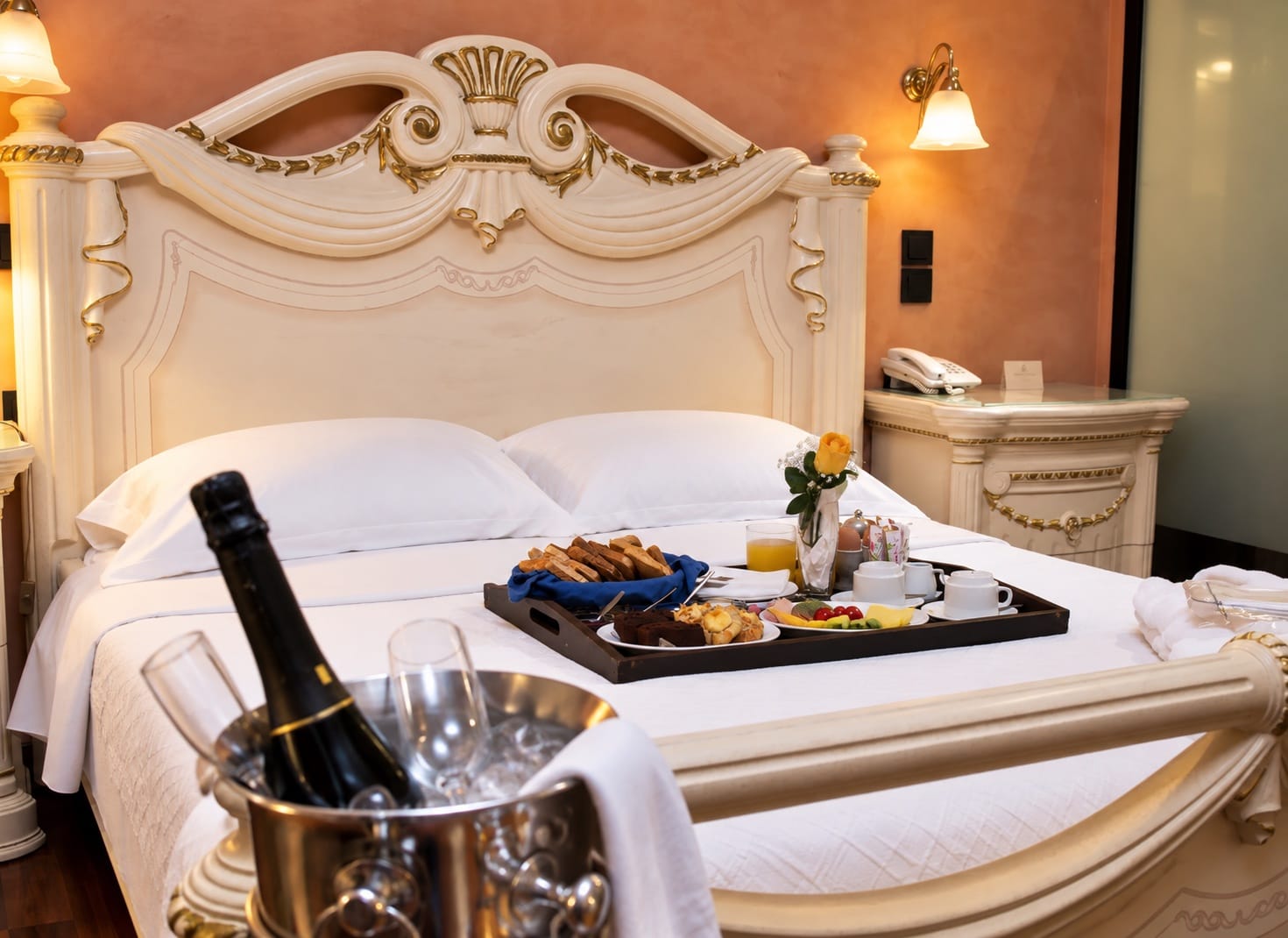 Anastazia Luxury Suites & Spa, ,