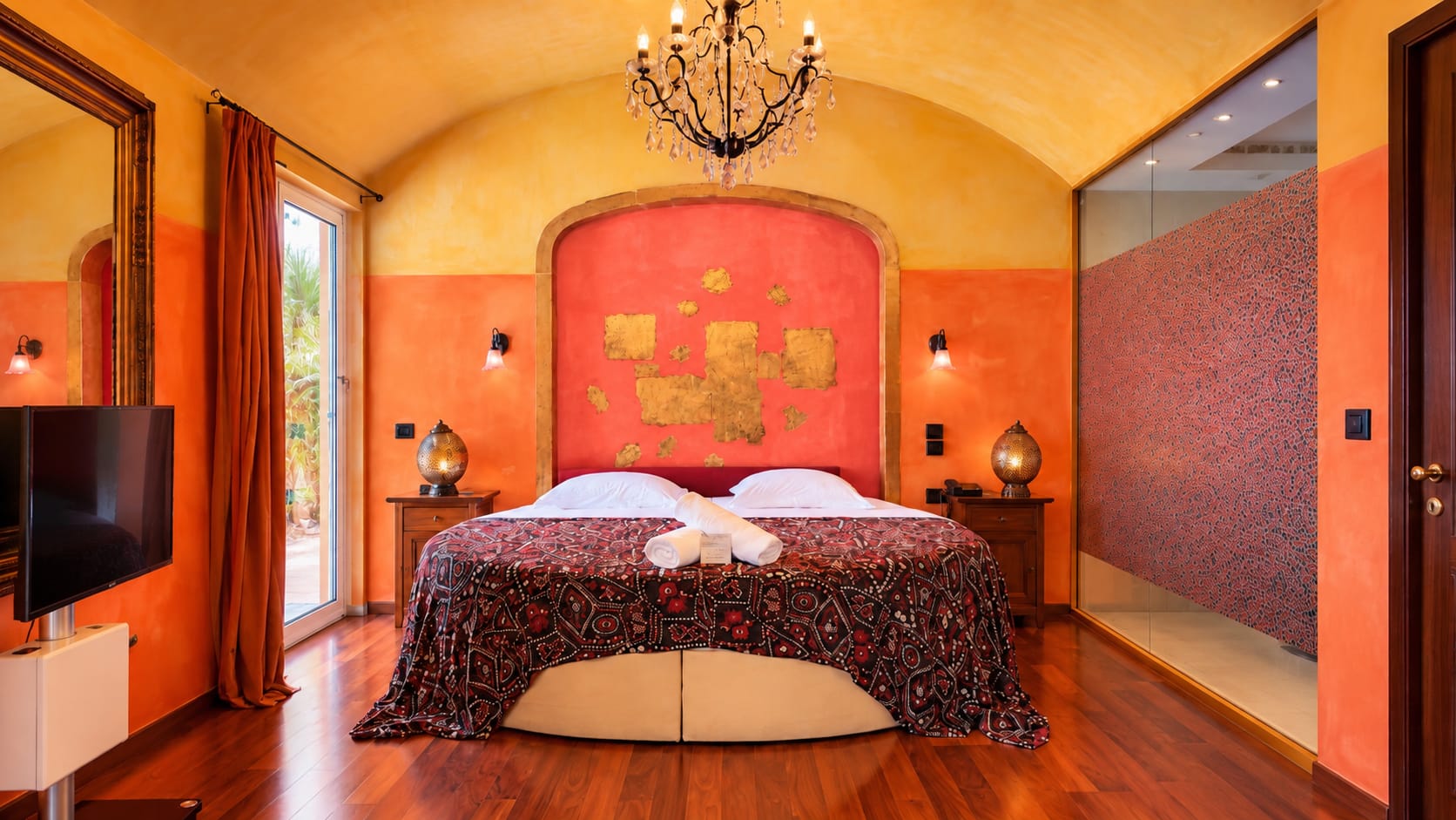 Anastazia Luxury Suites & Spa, ,