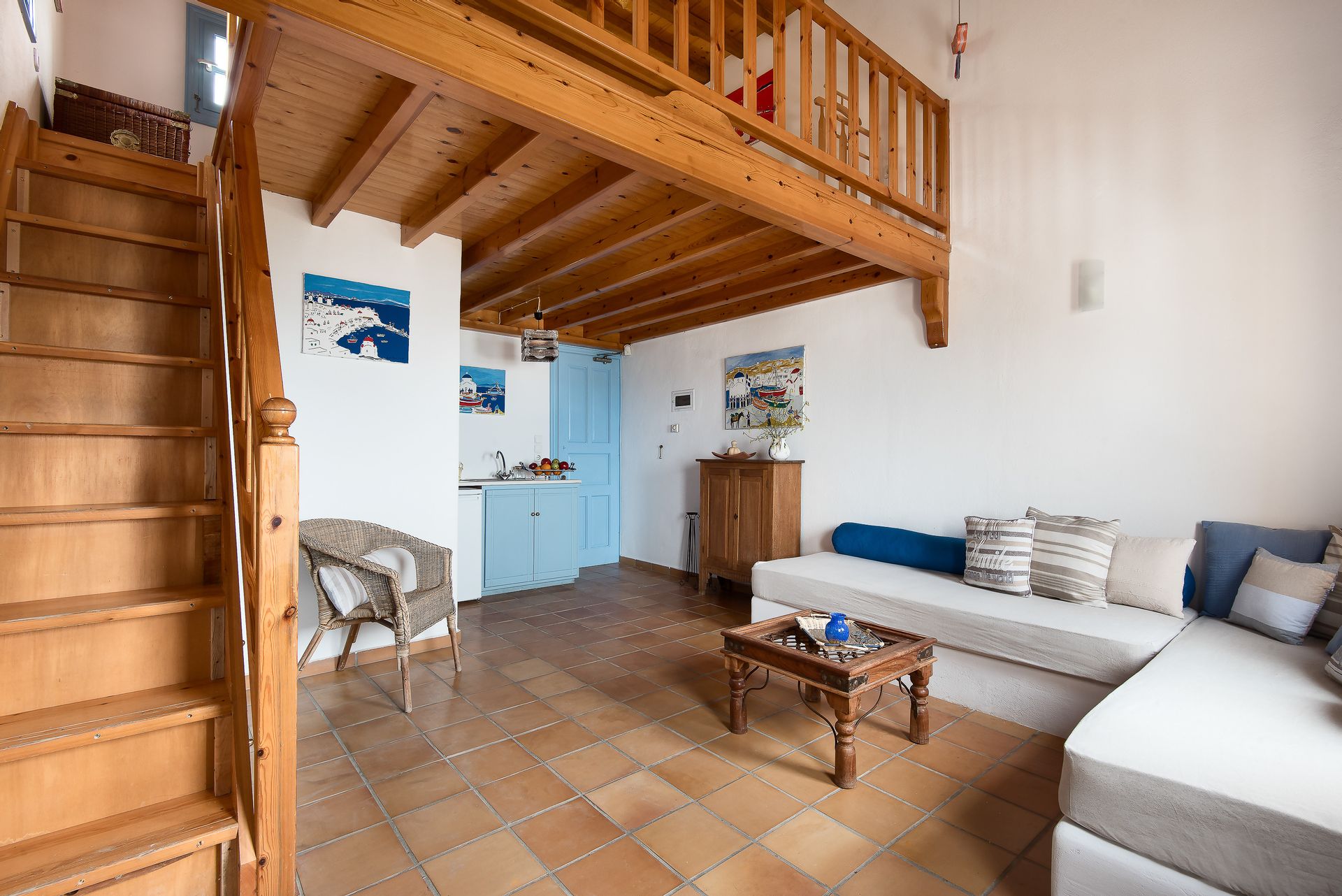 Split Level Apartment with Sea View