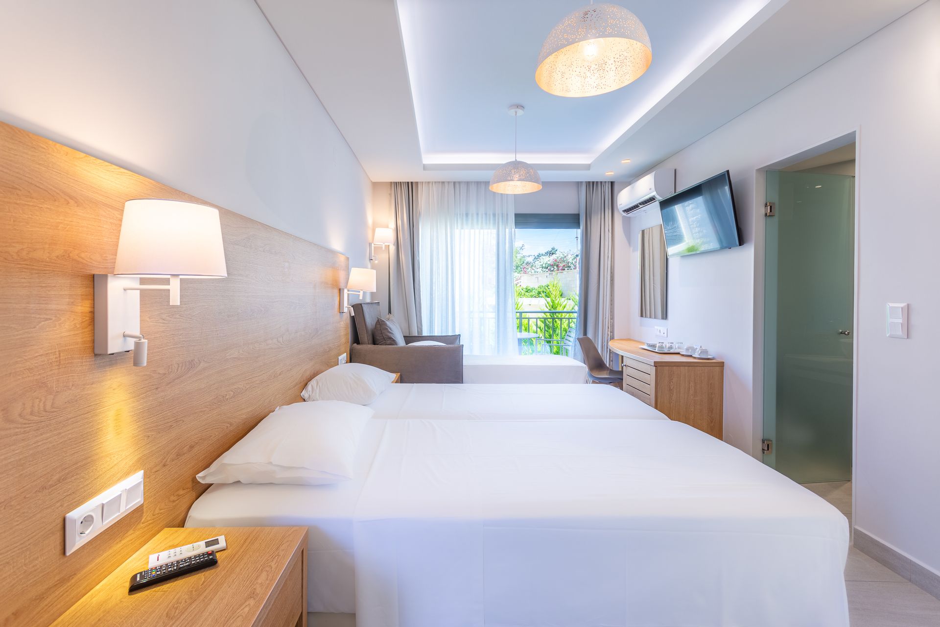 Triple Room with Garden View