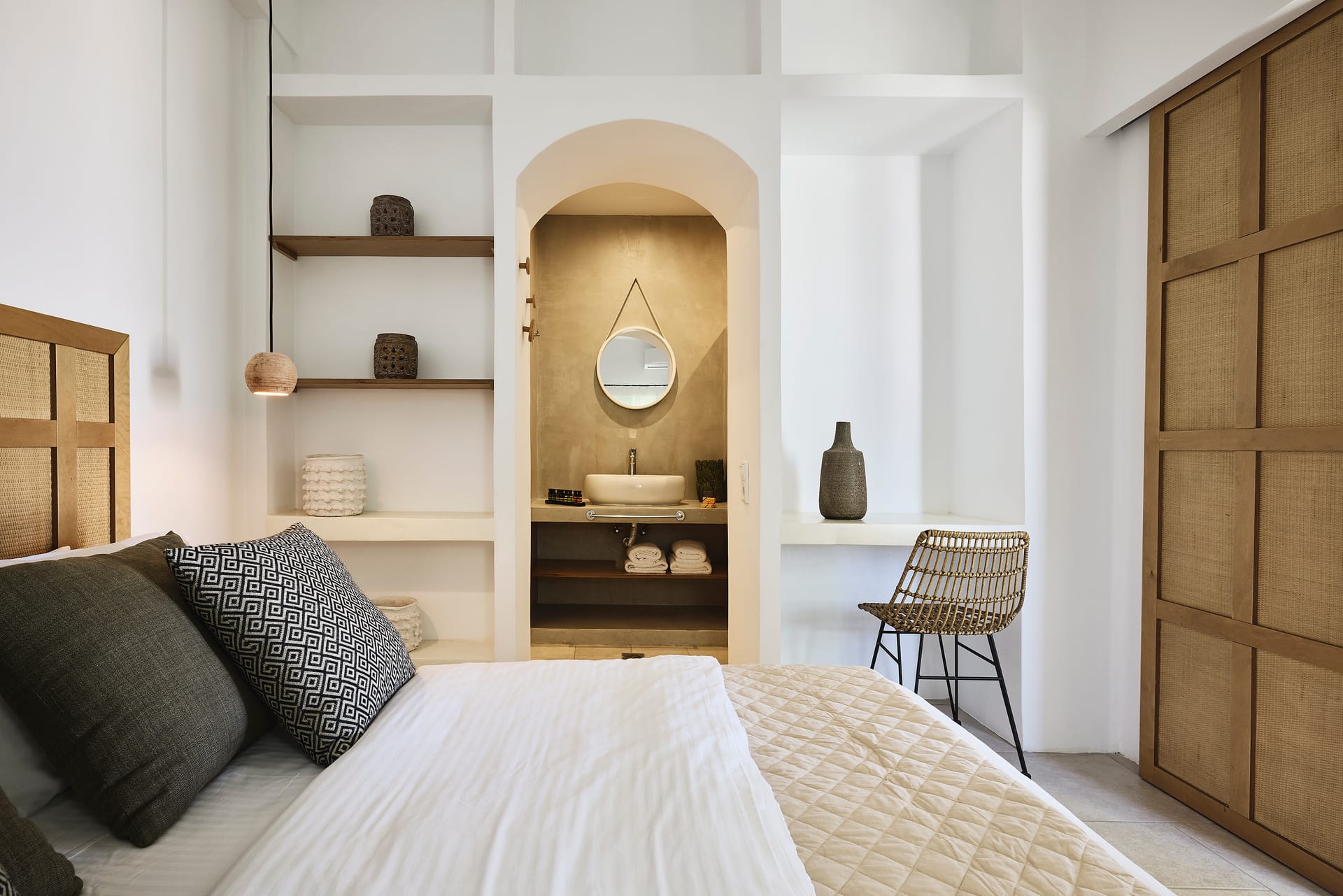 Studio Apartment with Sea View - Ground Floor (No 4)