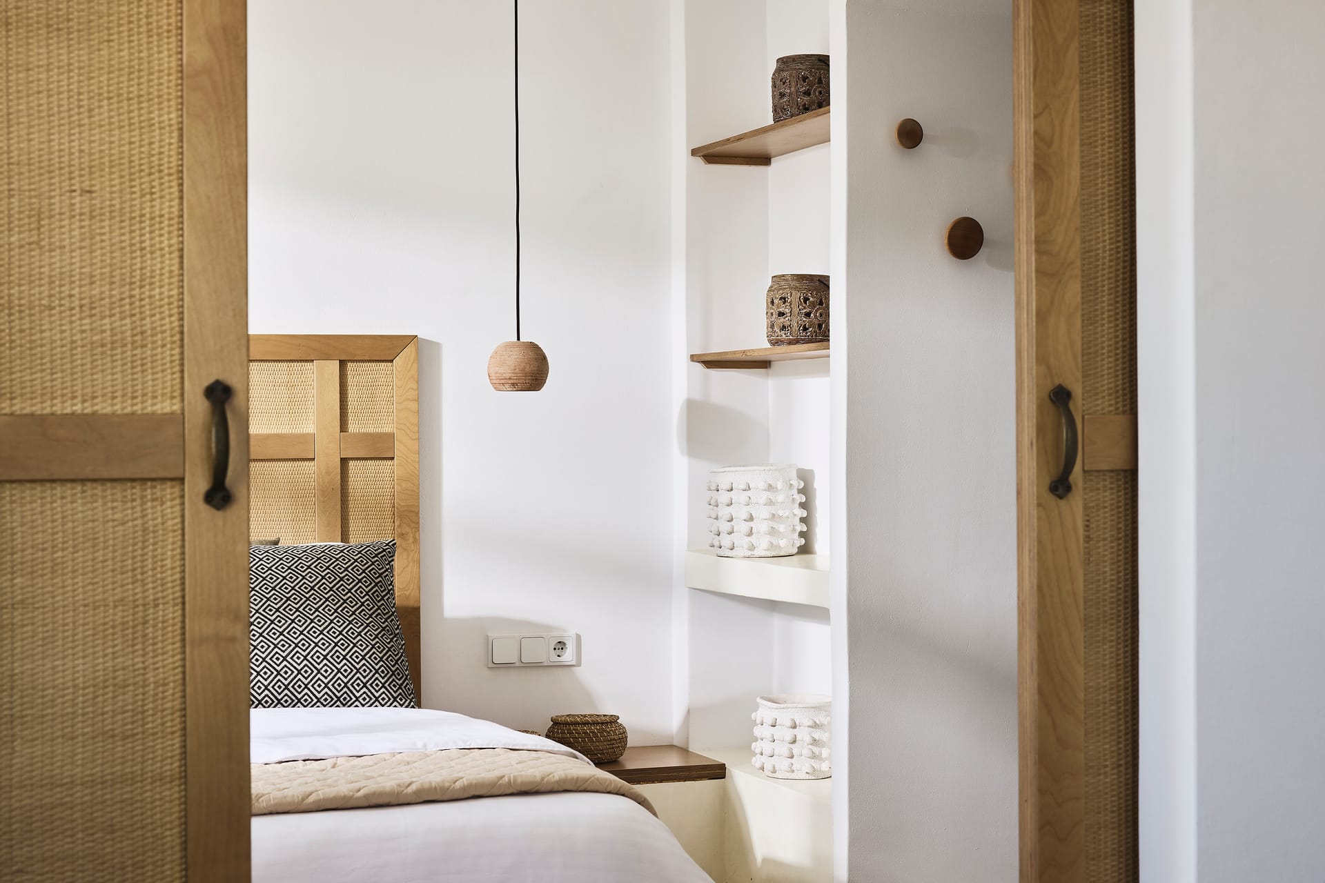 Studio Apartment with Sea View - Ground Floor (No 4)