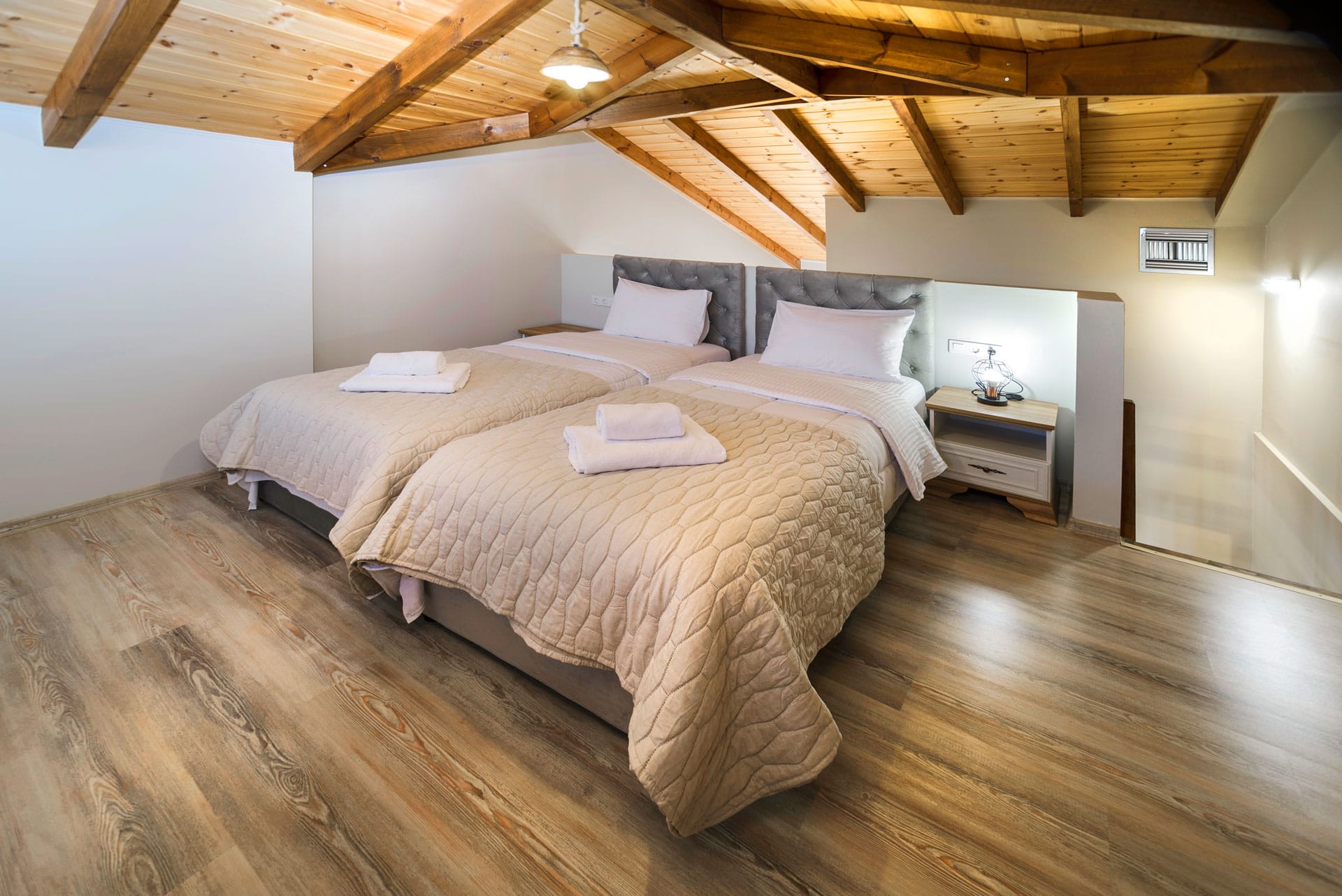 Nature Suite - Split Level Sea View