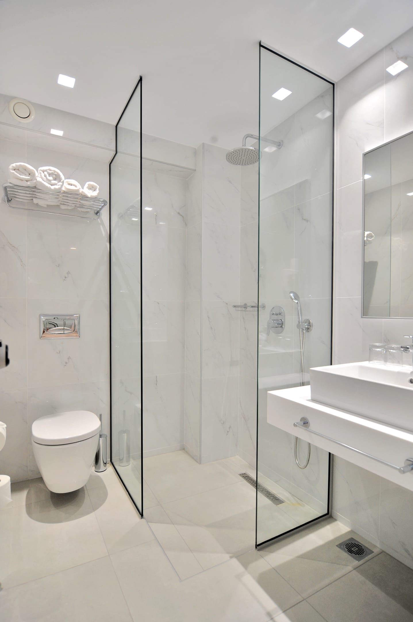 Deluxe Triple Pool View