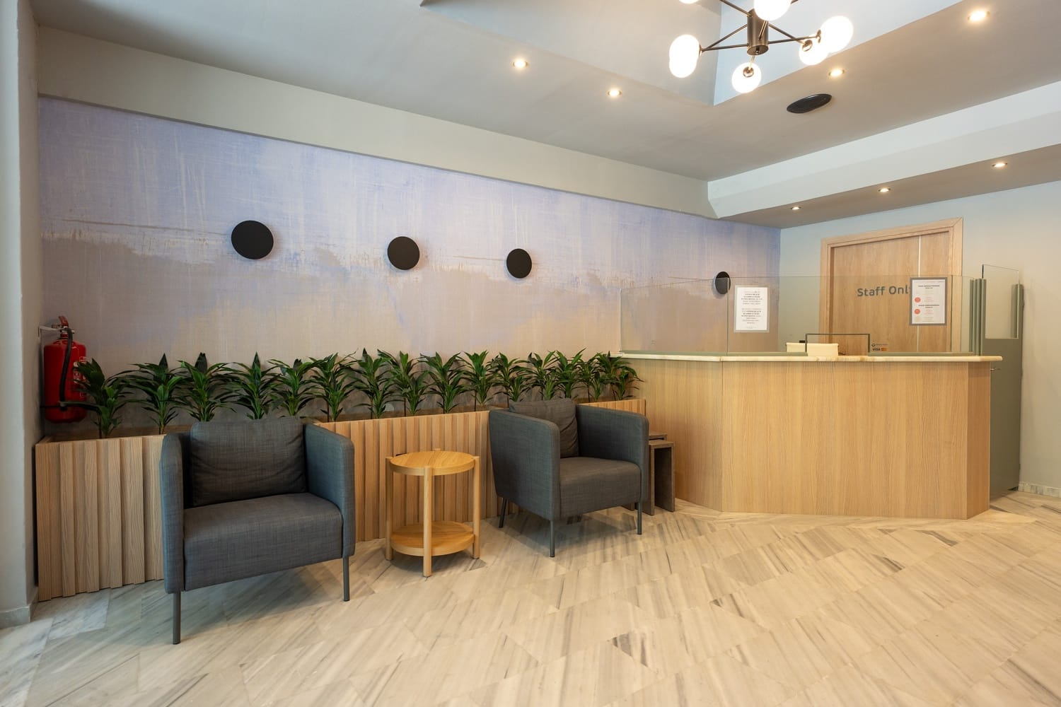 Aqua Beachfront Elegant Hotel