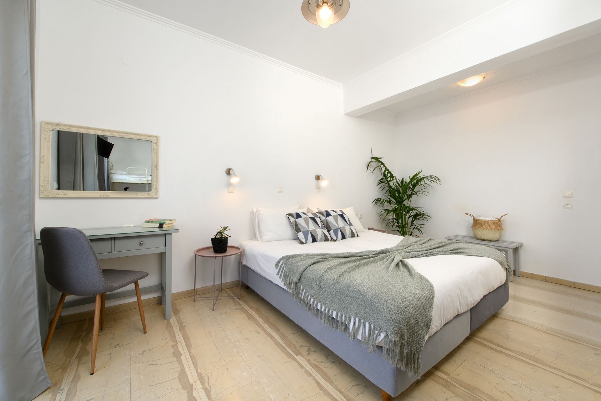 Superior Family Studio