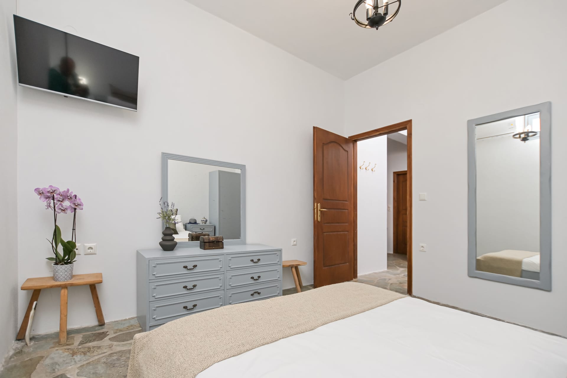 TRADITIONAL APARTMENT Argo Boutique Hotel, Naxos, Greece Book online