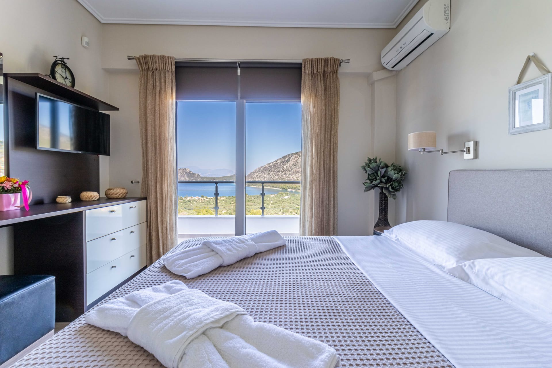 Family Maisonette | Private Pool