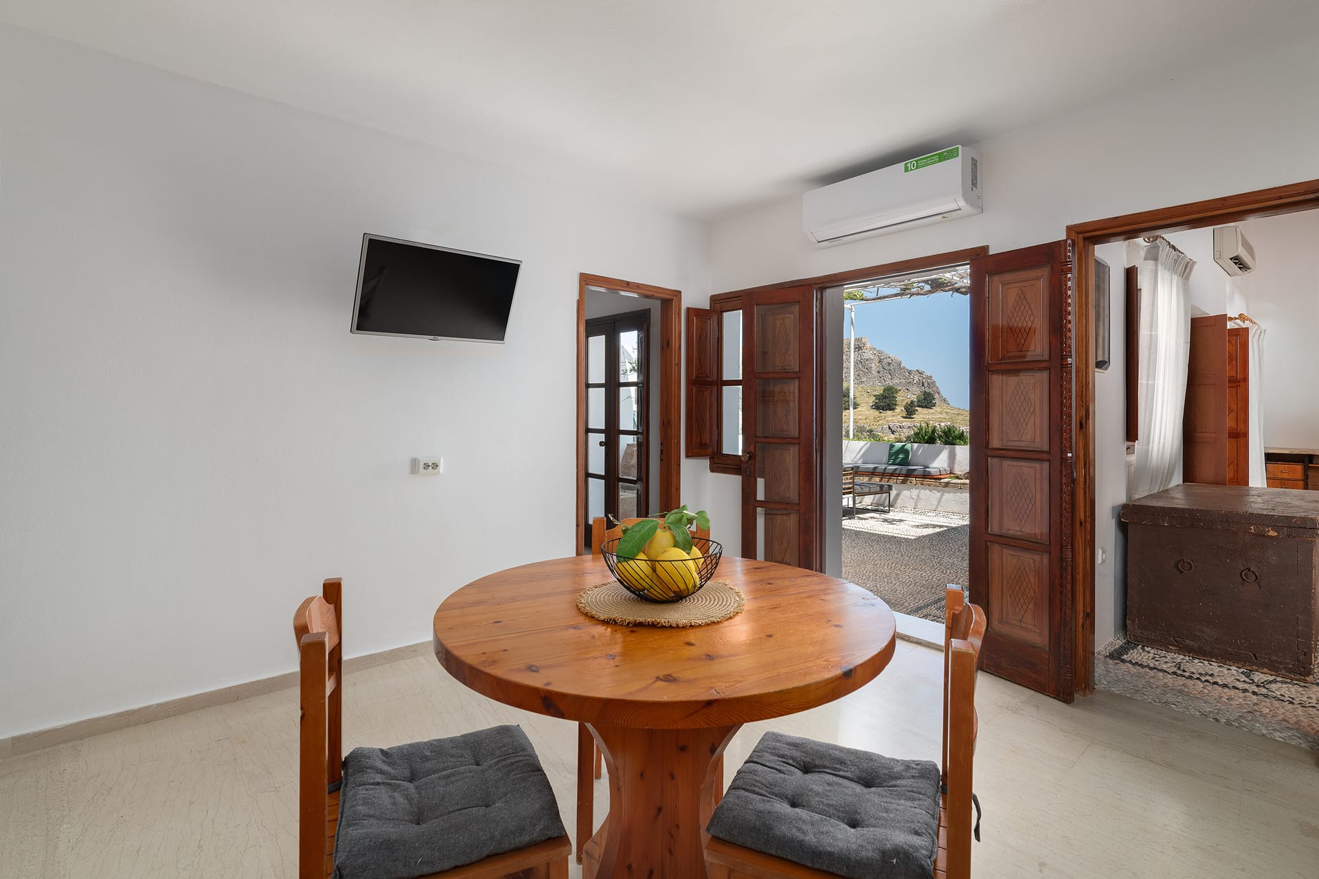 Arte Lindos Villa  Suites