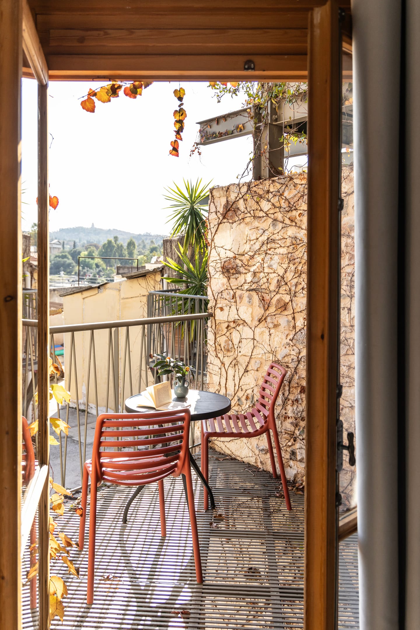 The Acropolis View with Balcony