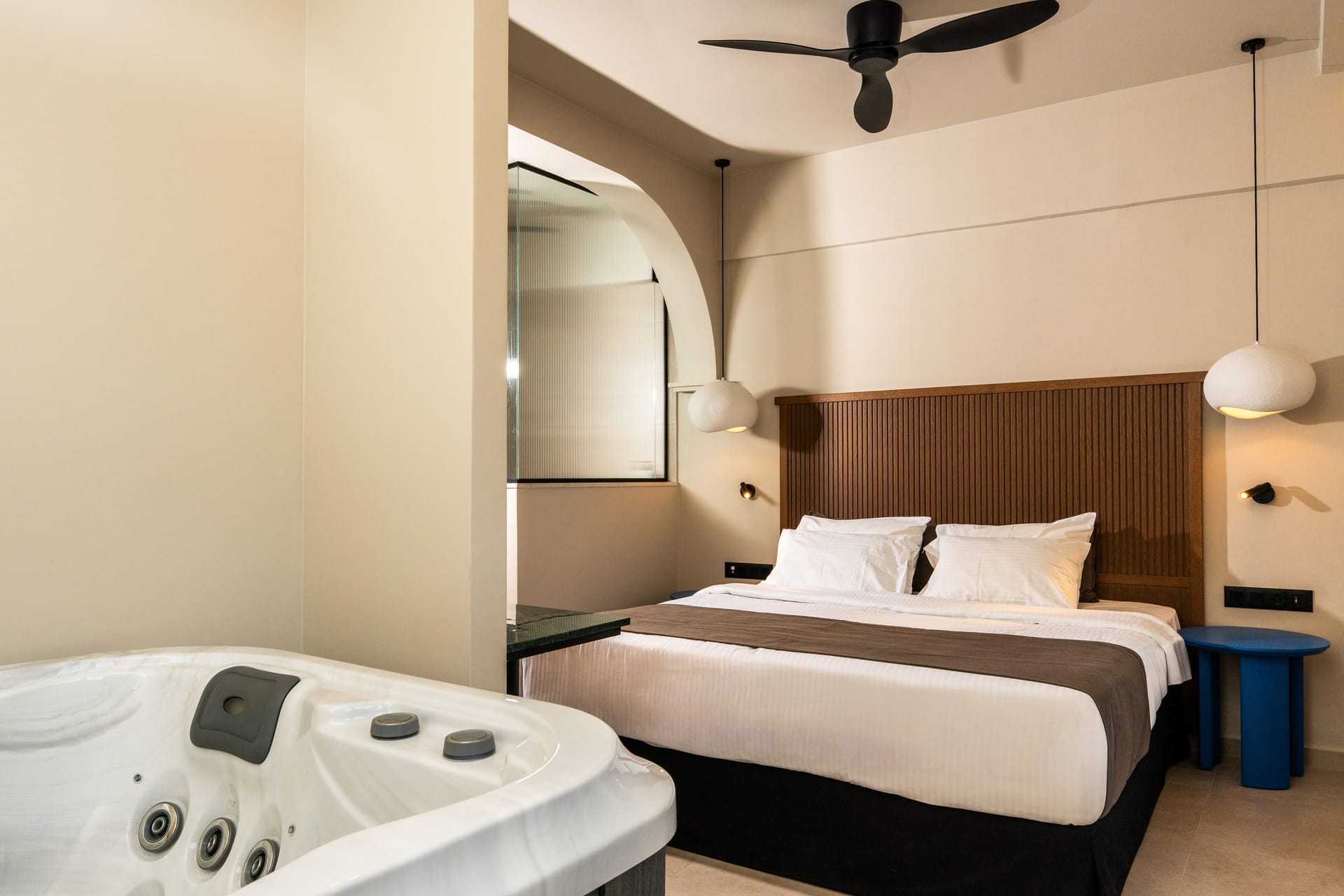 Superior Suite | Mountain View & Indoor Hot Tub