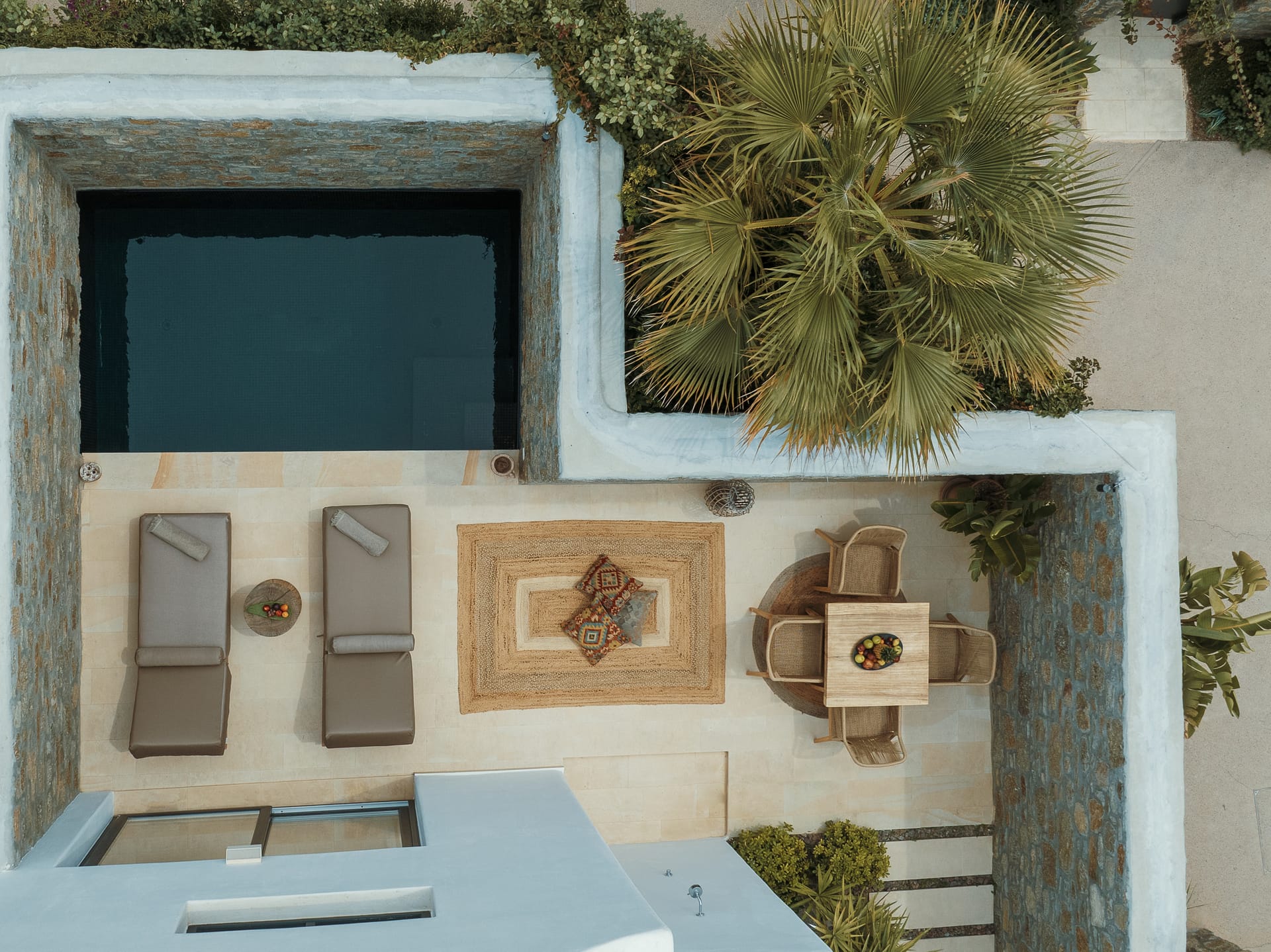 Asty 2 Bedroom Loft Suite with Private Pool & Surrounding View