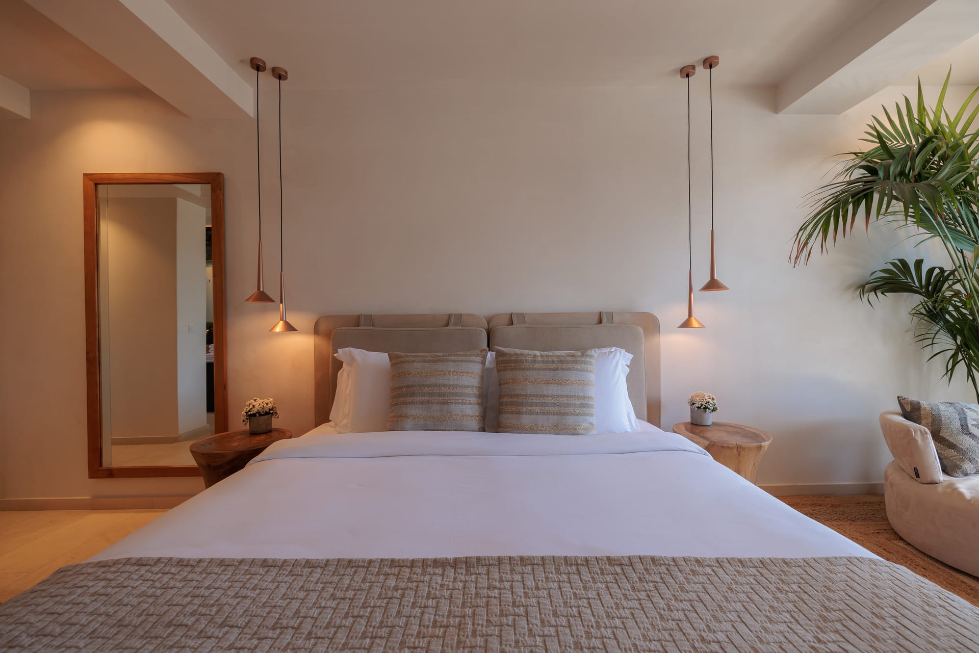 Superior Double with Private Pool & Surrounding View