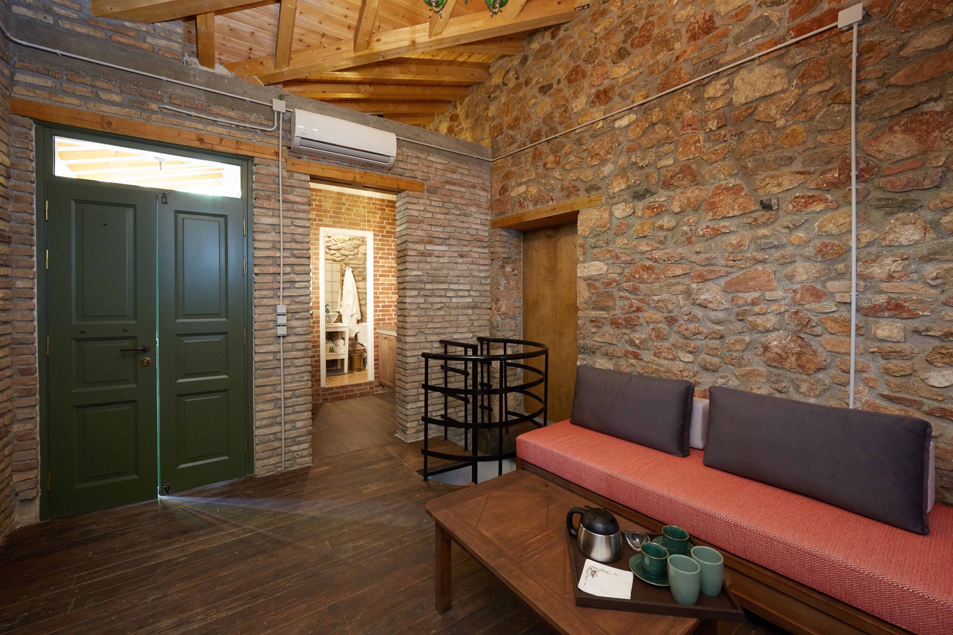 Deluxe Residence with Balcony