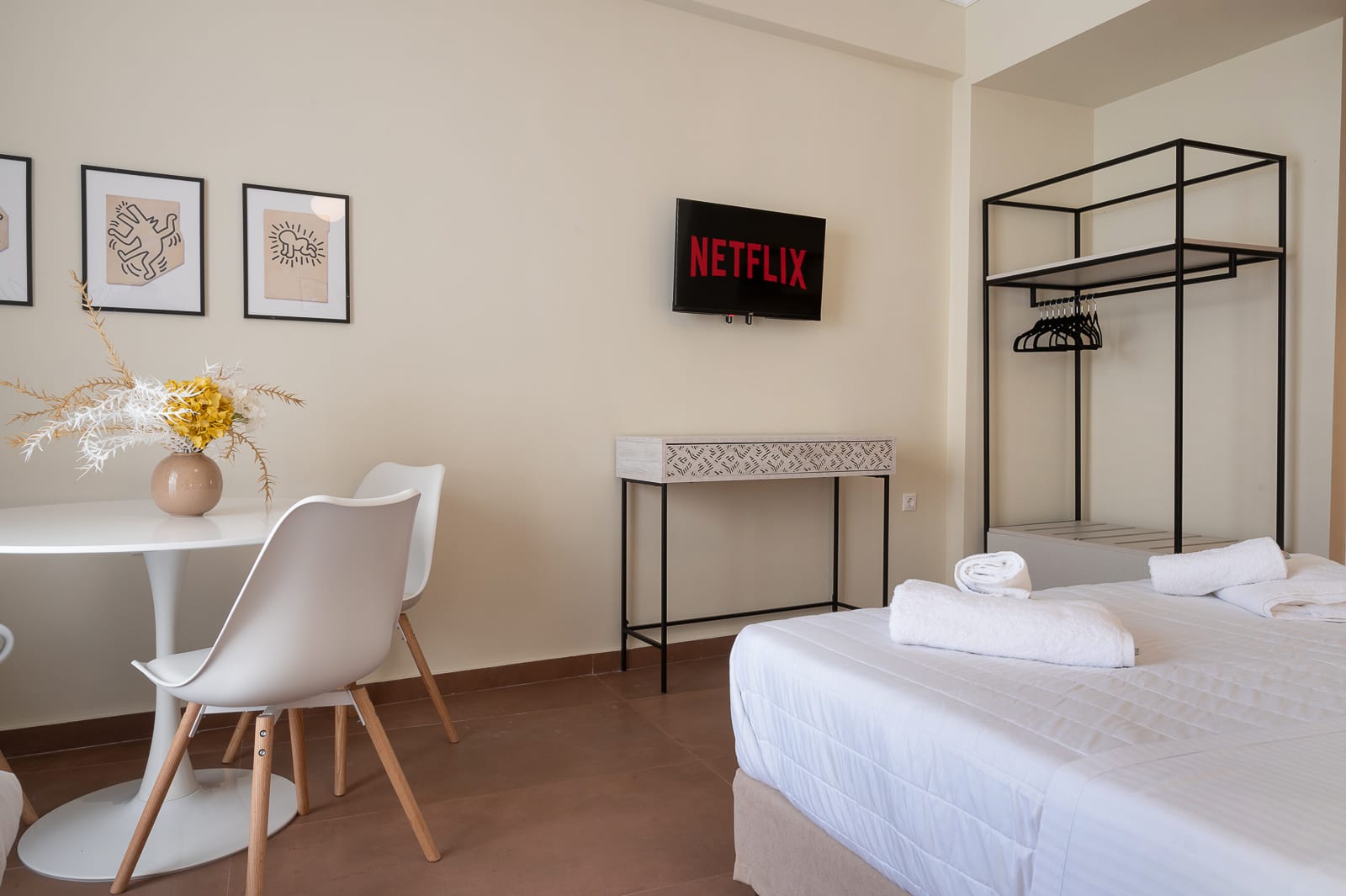Studio Apartment (Story 1a)