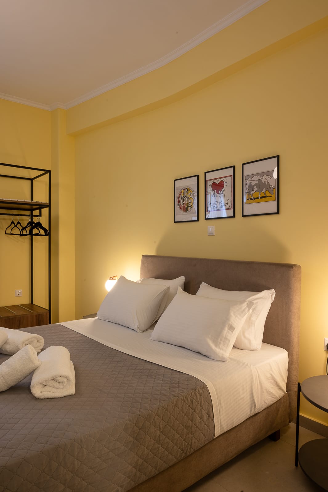 Studio Apartment (Story 2c)
