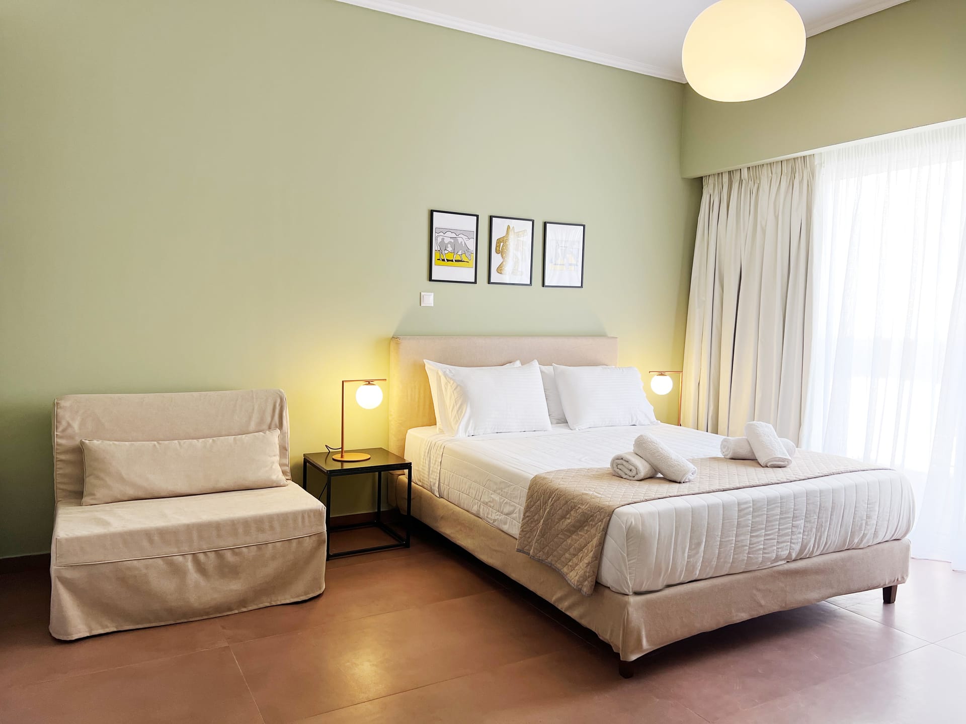Studio Apartment (Story 3a)