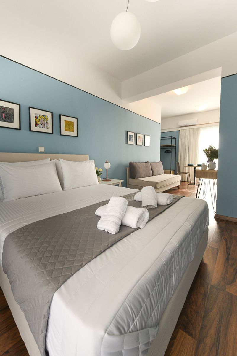 Studio Apartment (Story 6b)