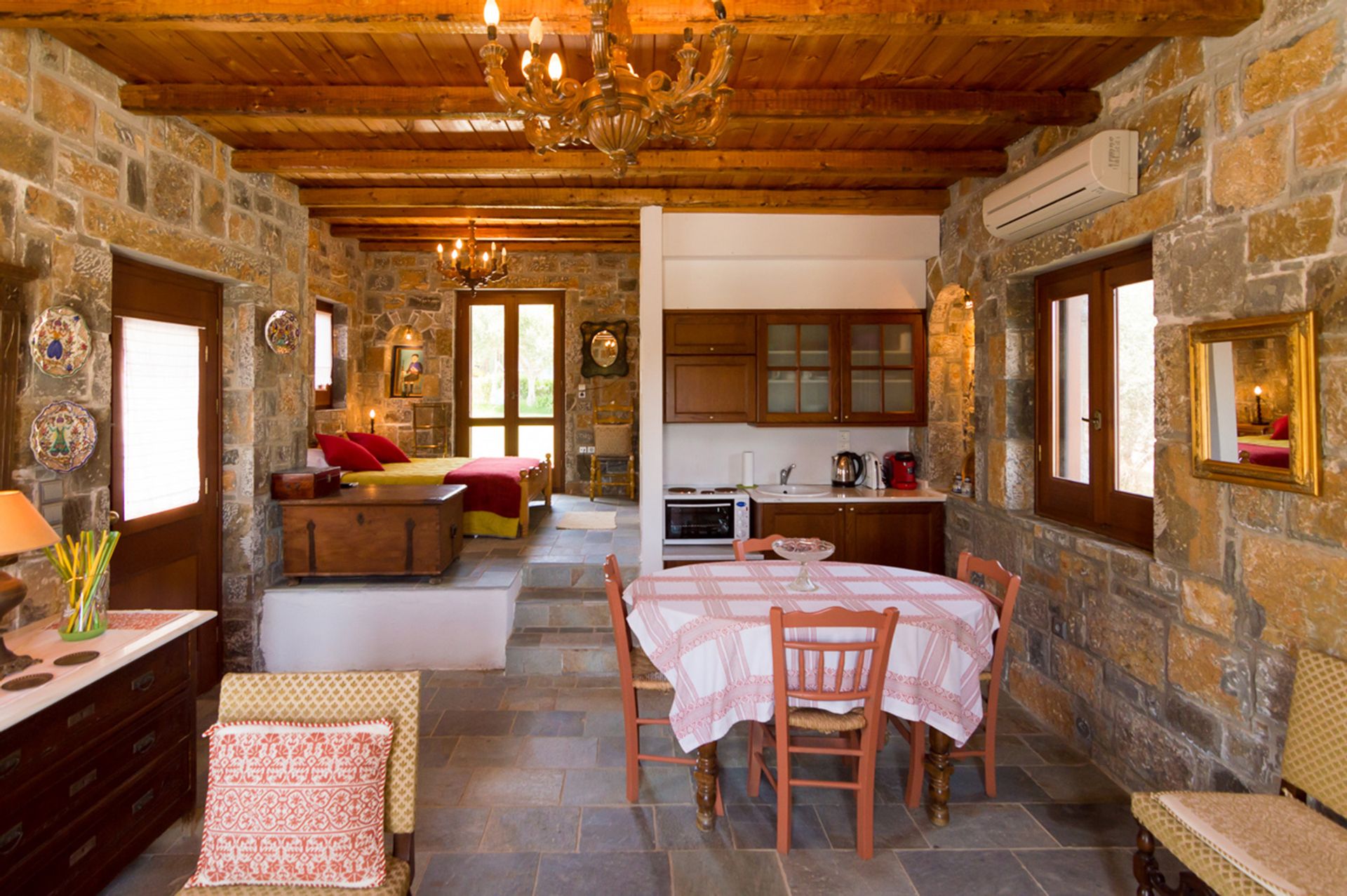 Traditional Stone Studio